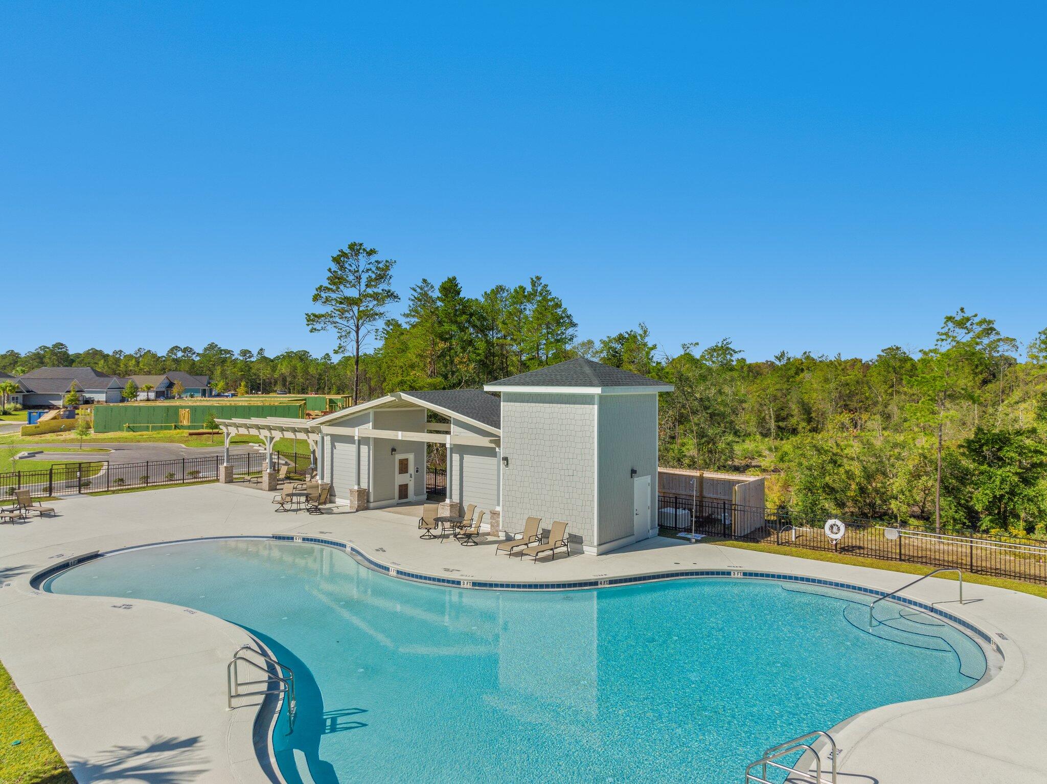 CROSS CREEK - Residential Lease