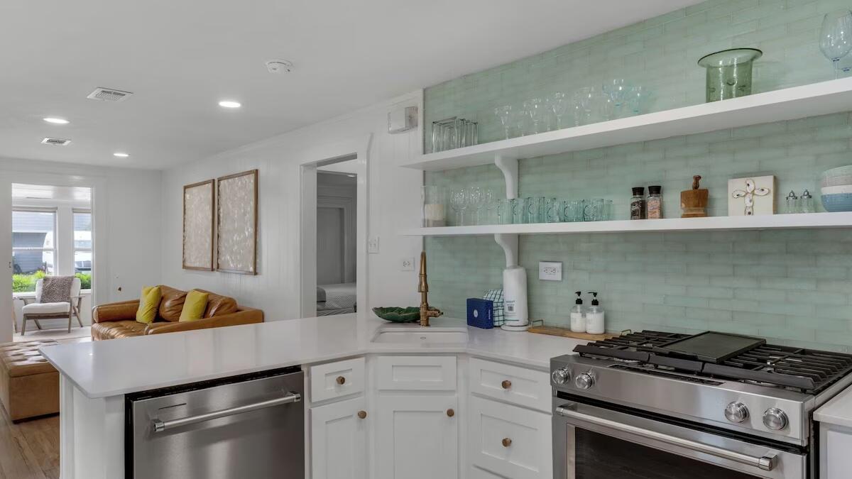 GRAYTON BEACH - Residential