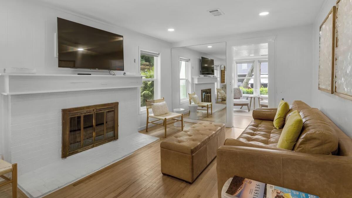 GRAYTON BEACH - Residential