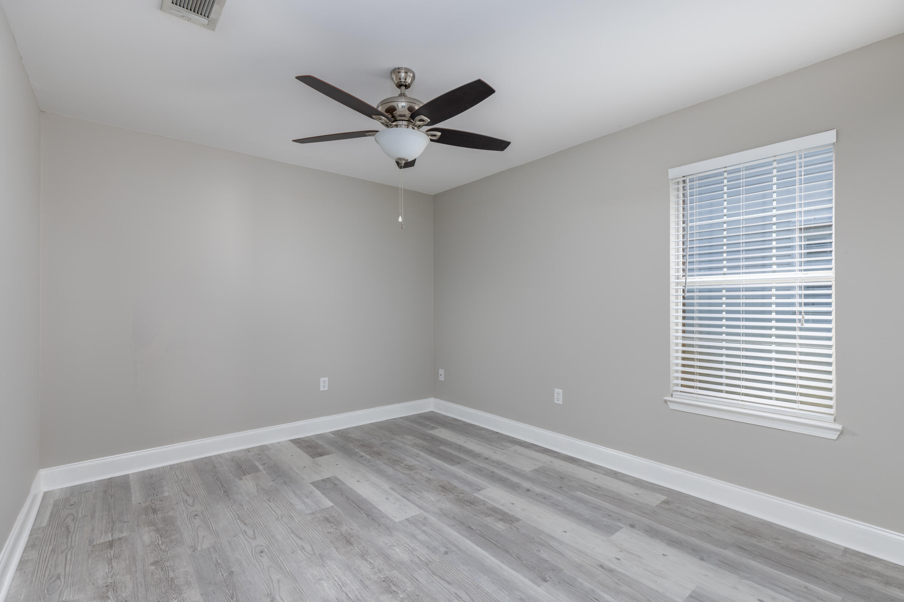 PINE RIDGE TRACE RE/SUB - Residential