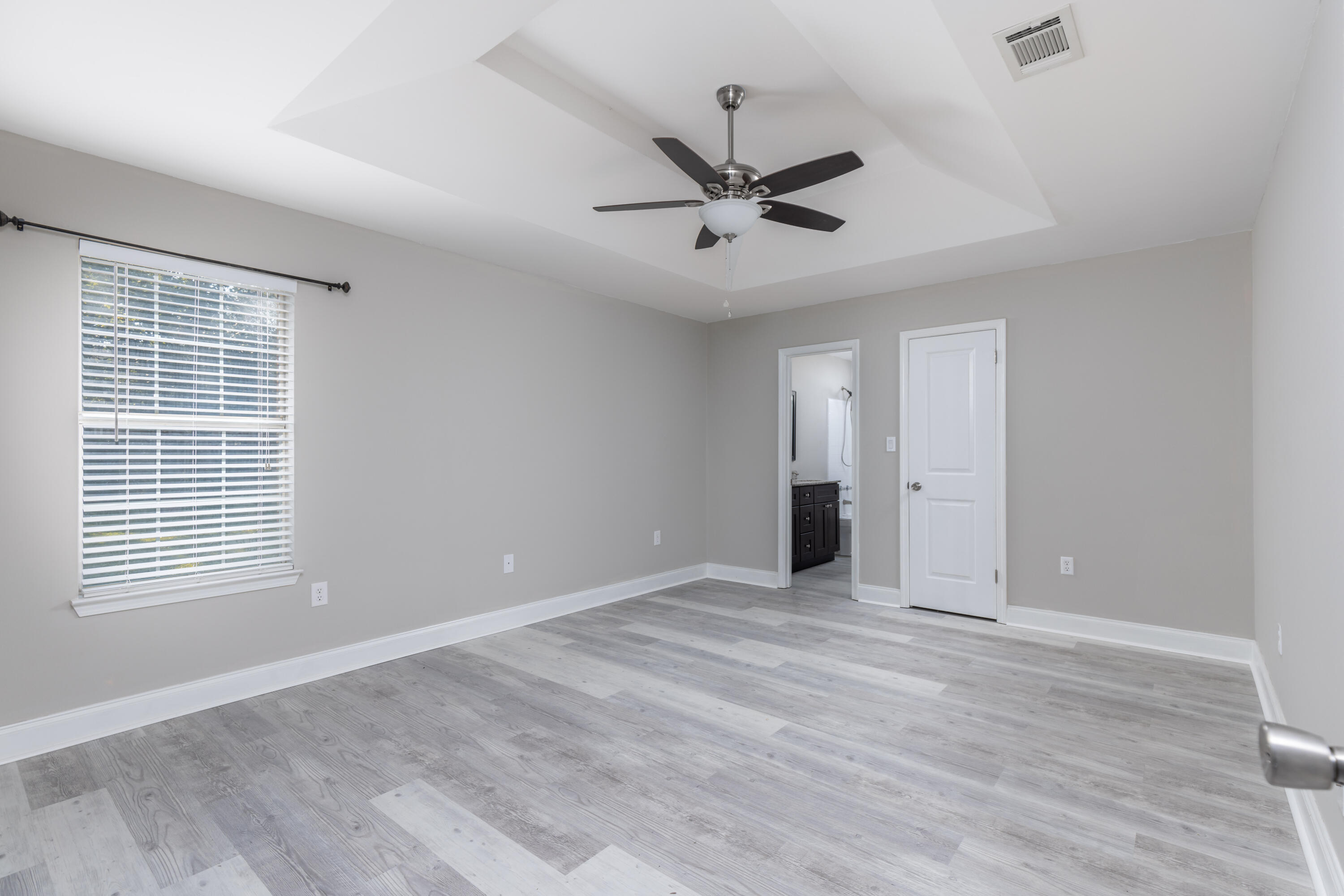 PINE RIDGE TRACE RE/SUB - Residential