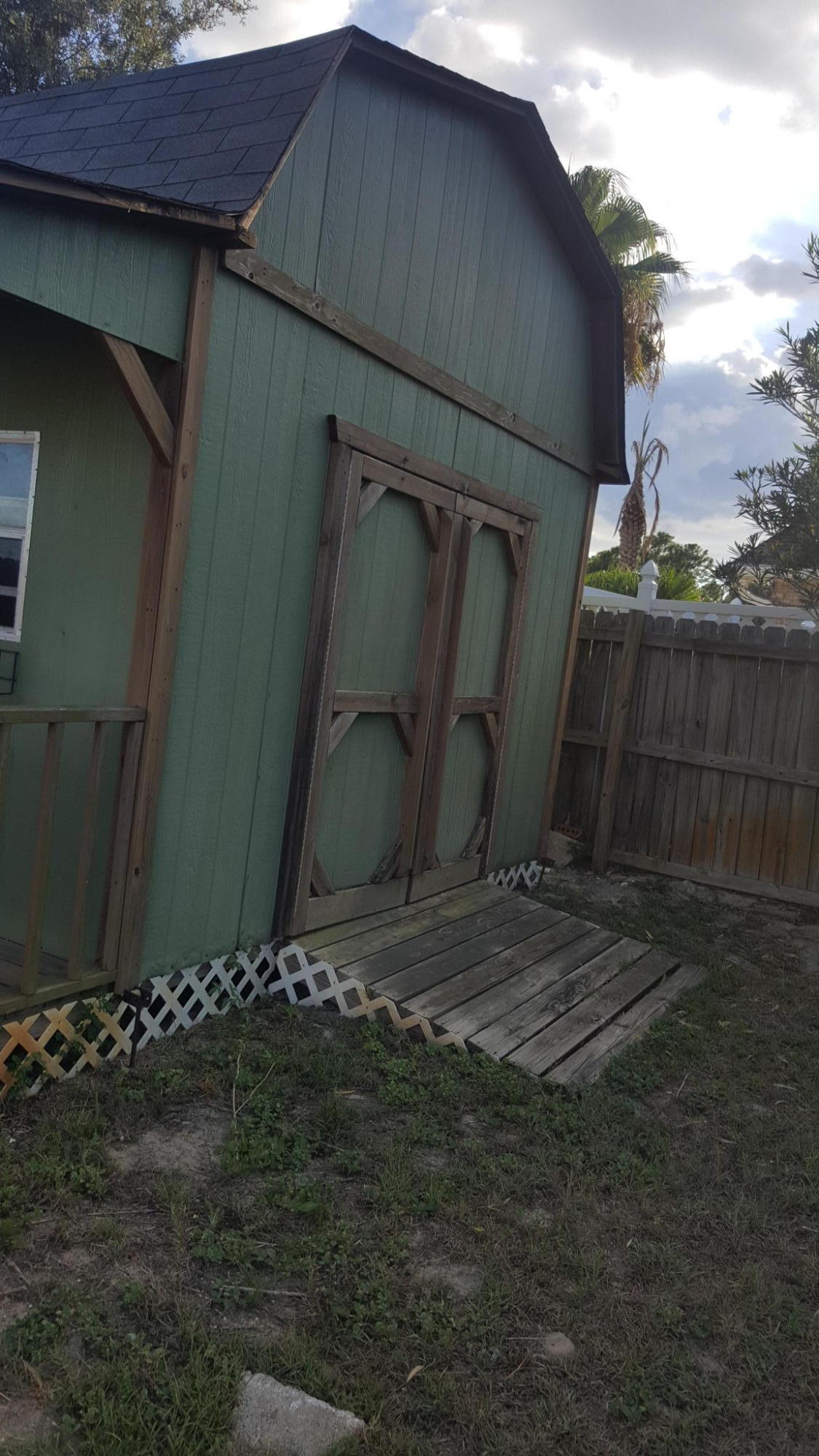 LIGHTHOUSE POINTE UNIT 1 & 2 - Residential