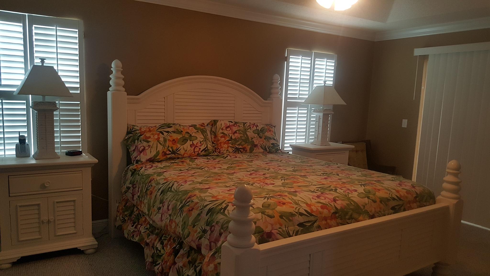 LIGHTHOUSE POINTE UNIT 1 & 2 - Residential