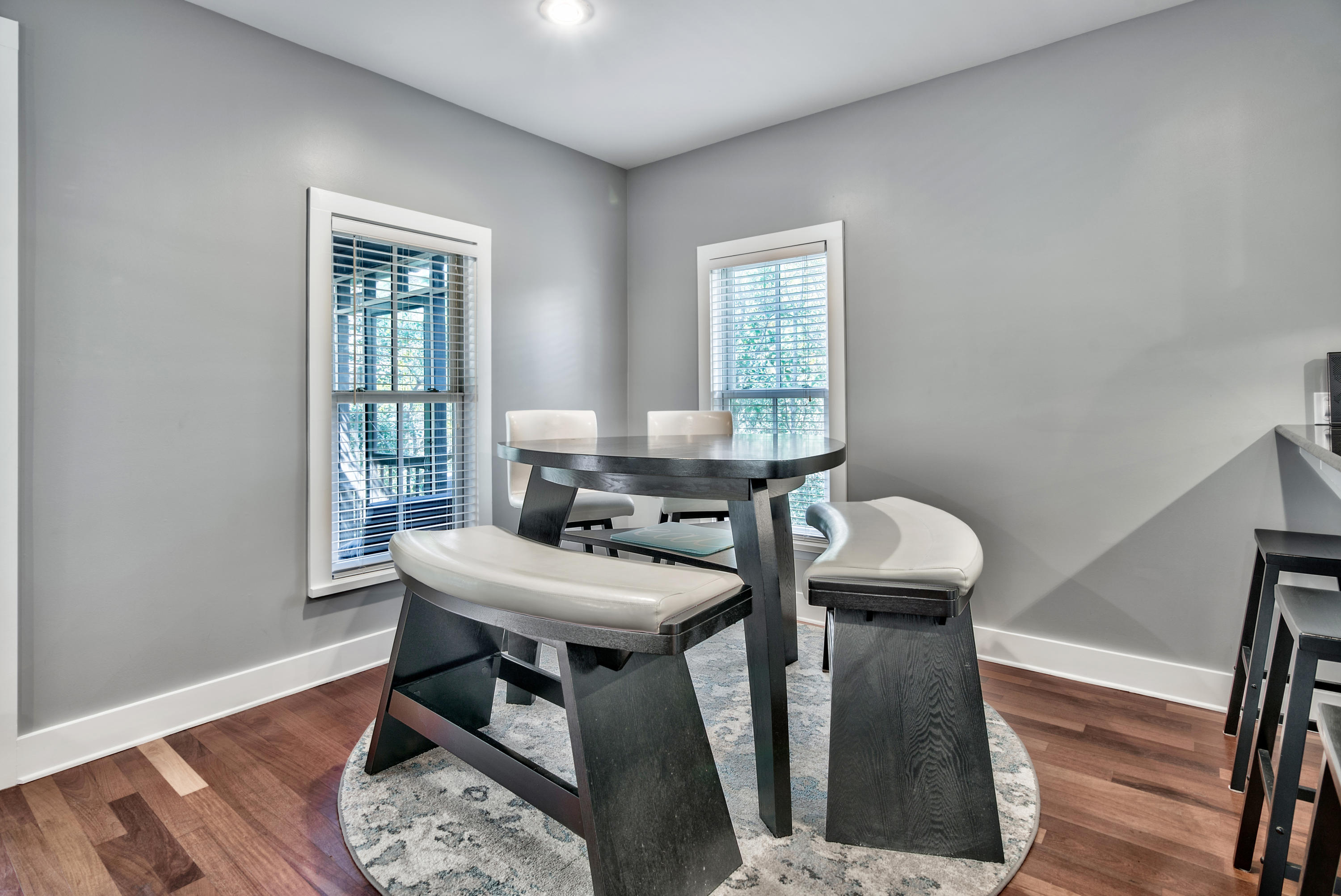 MAGNOLIA COTTAGES - Residential