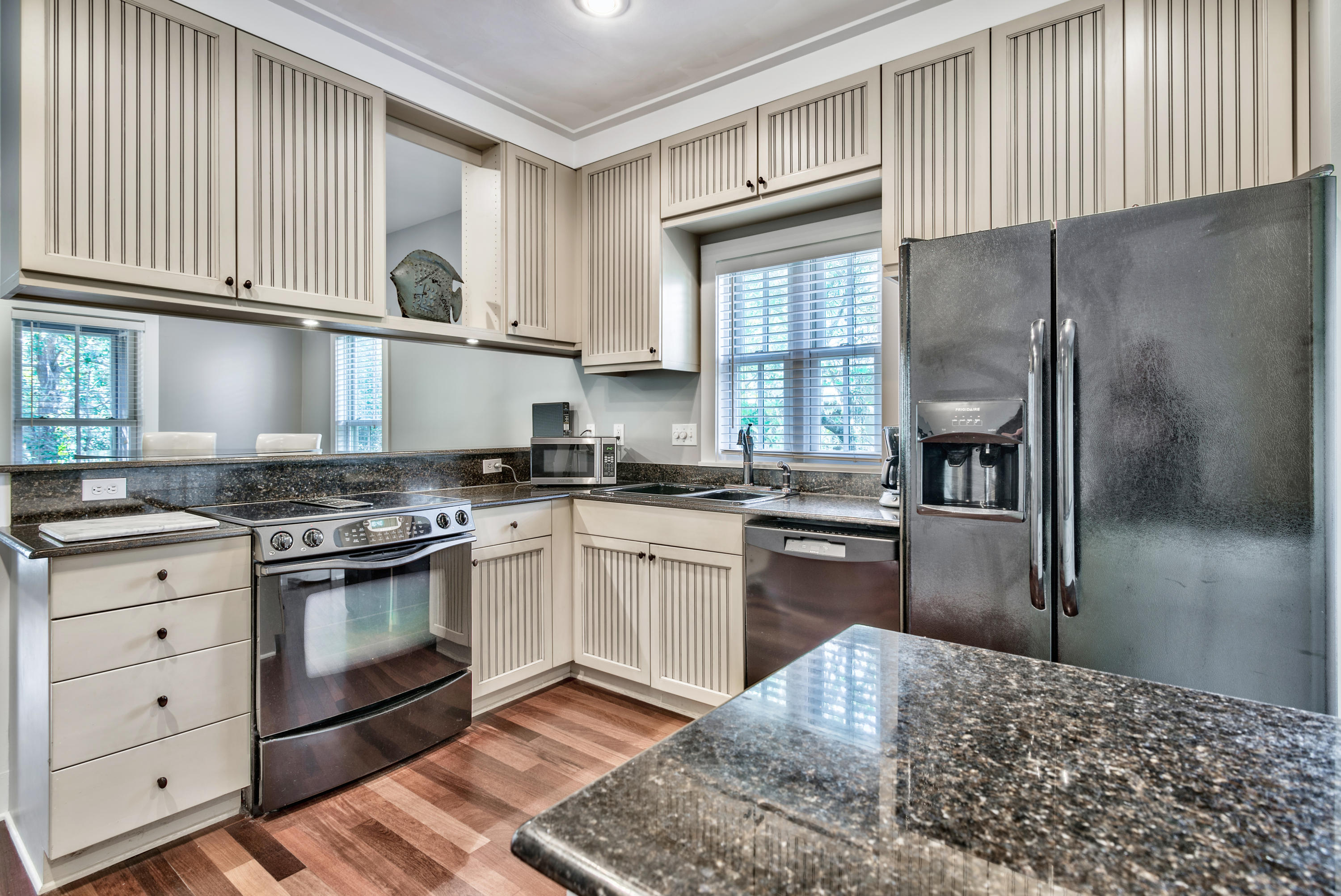 MAGNOLIA COTTAGES - Residential