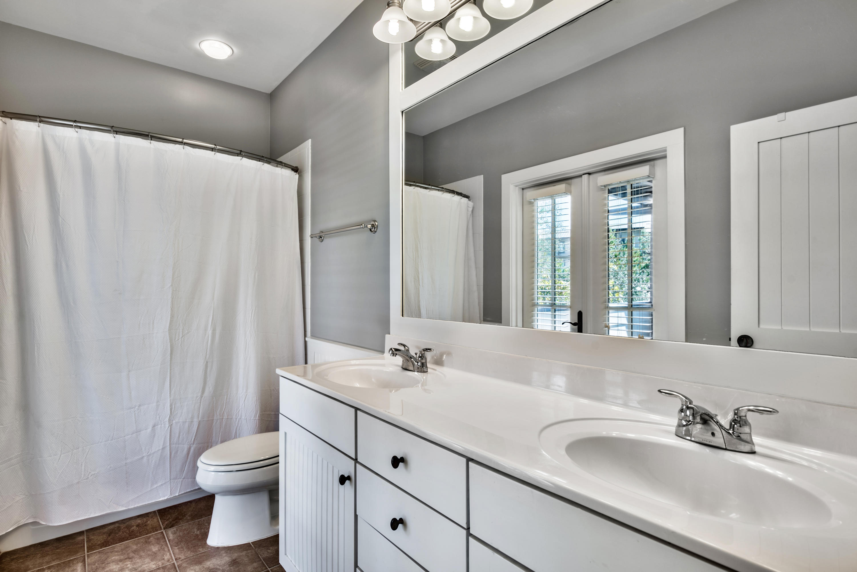 MAGNOLIA COTTAGES - Residential