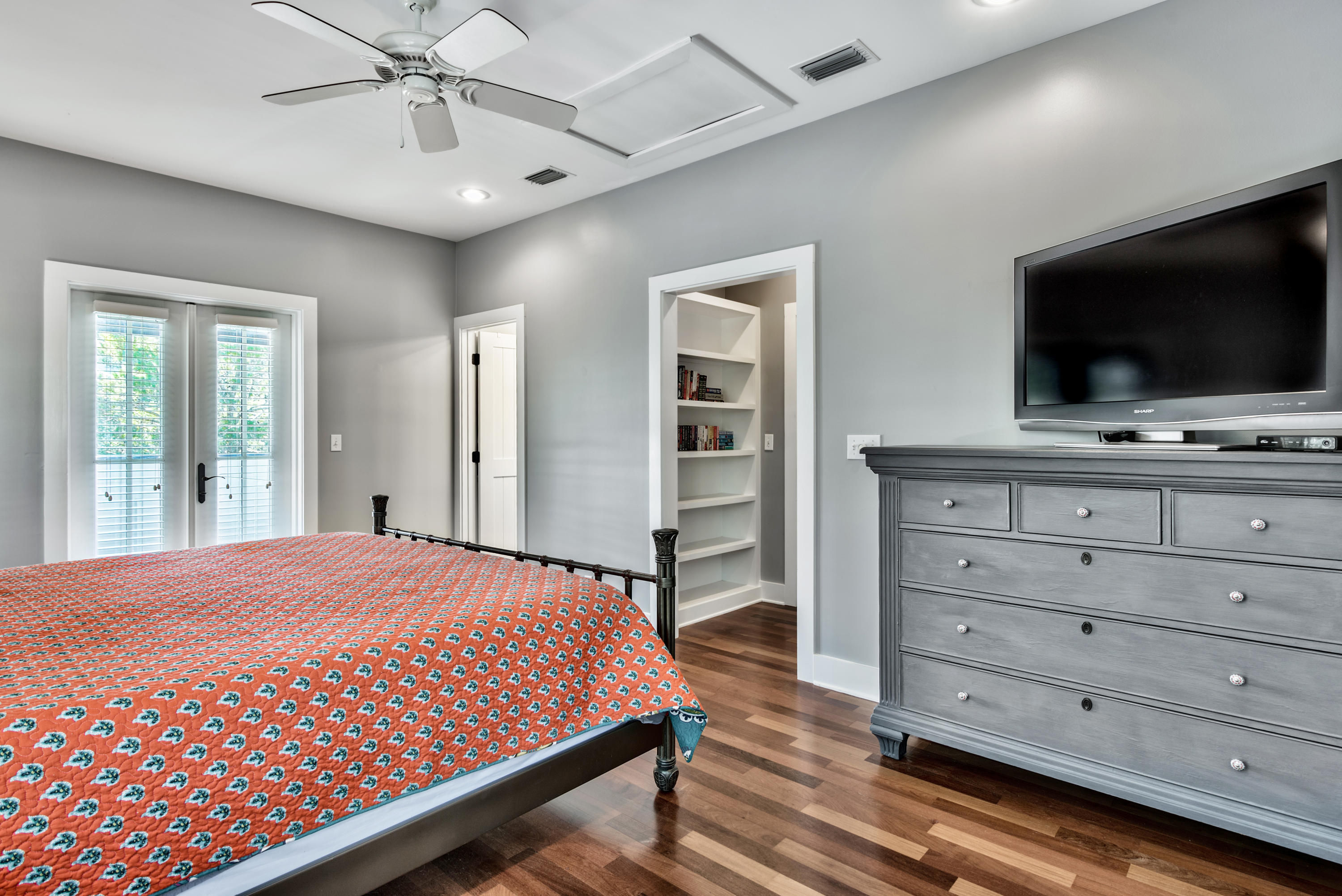 MAGNOLIA COTTAGES - Residential