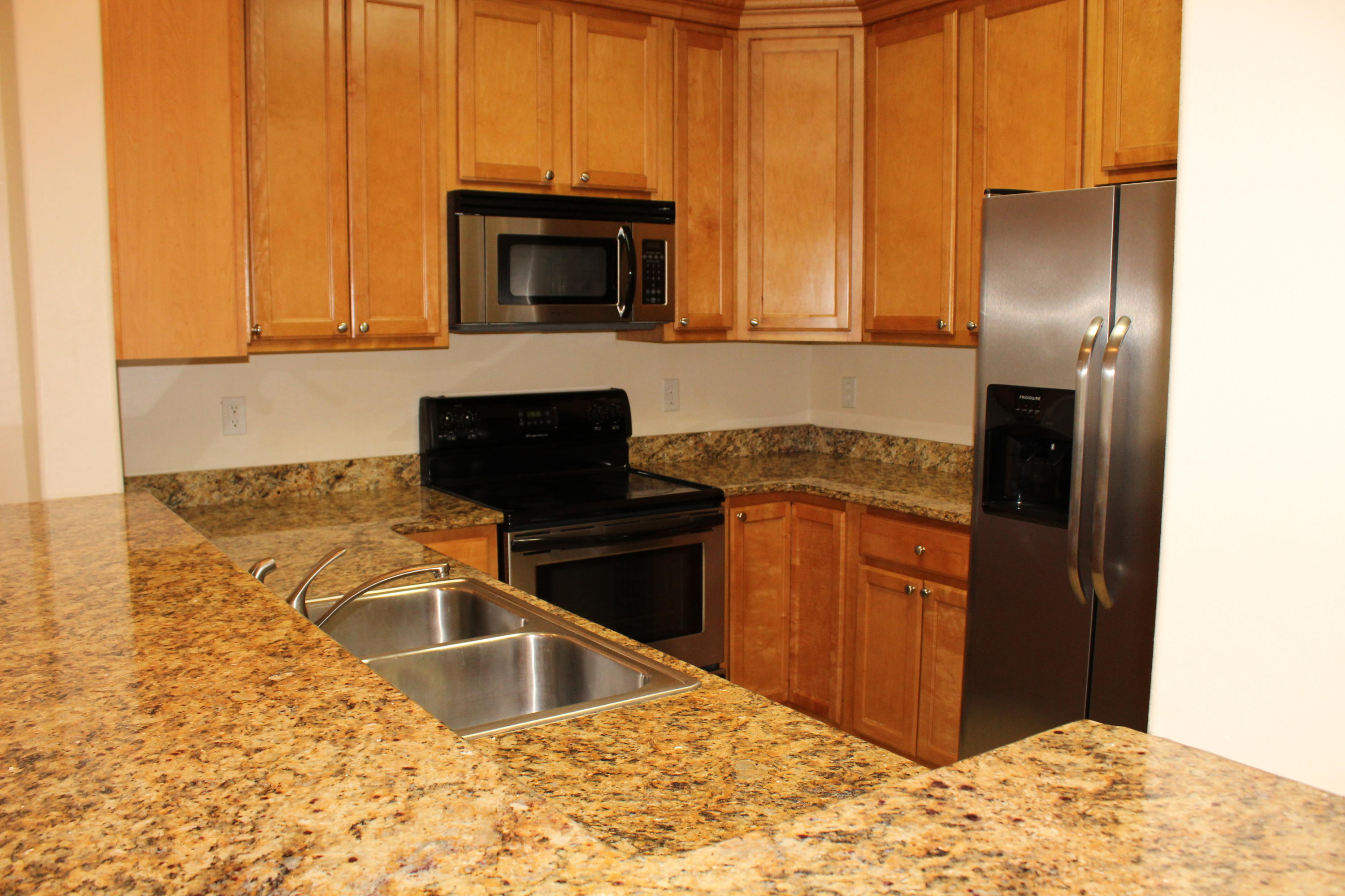 OLD BAY T/H - Residential