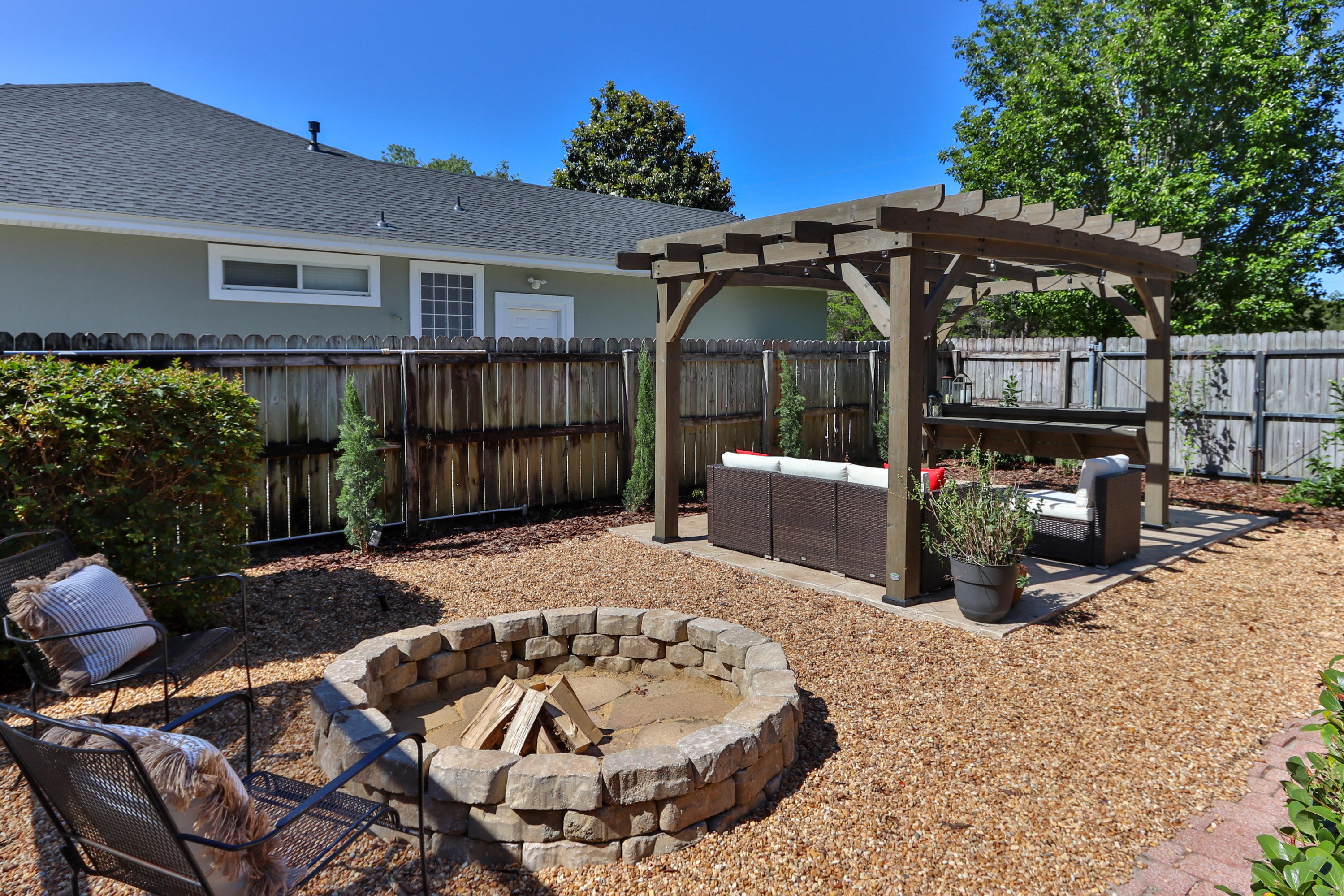 KELL-AIRE GARDENS - Residential