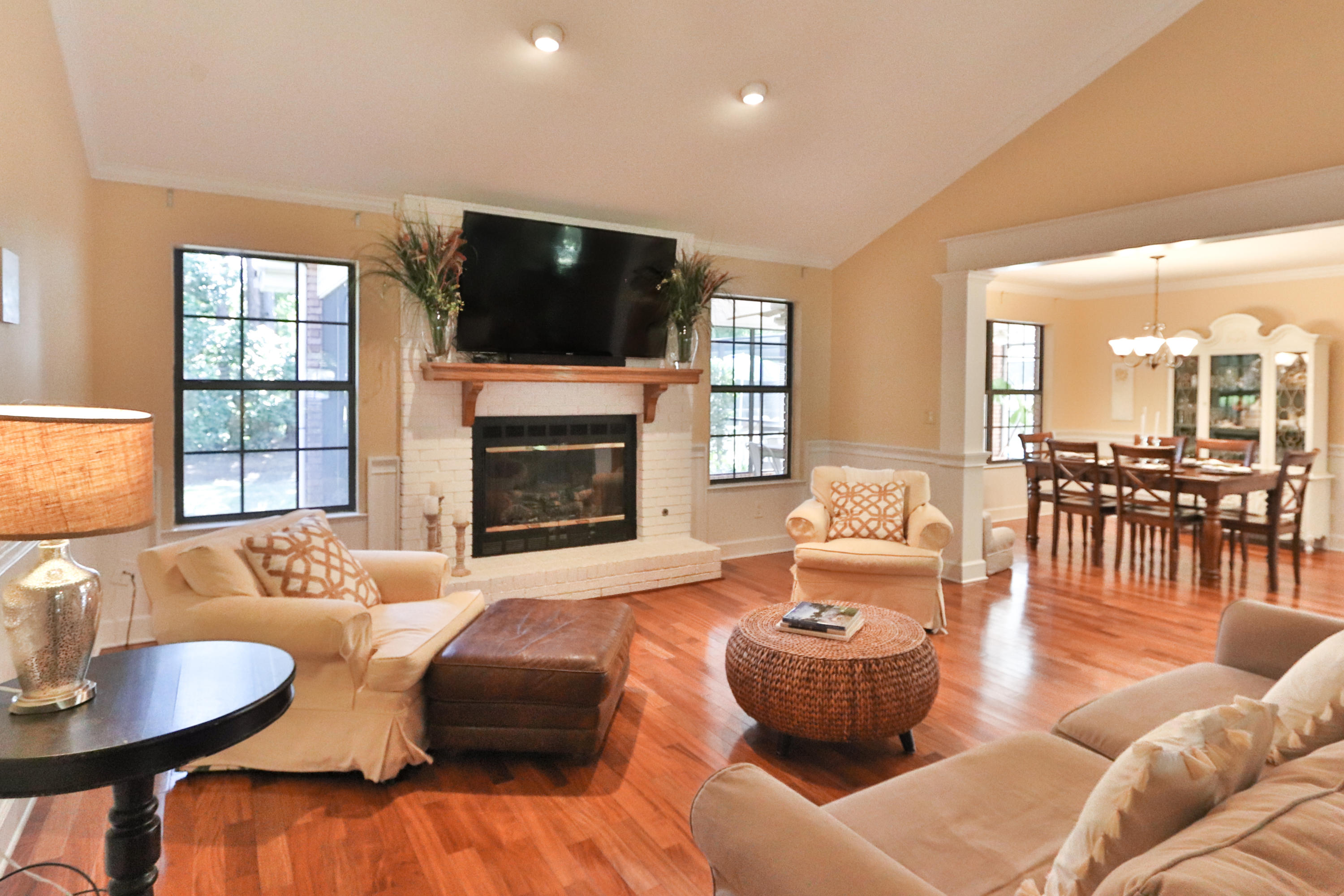 KELL-AIRE GARDENS - Residential