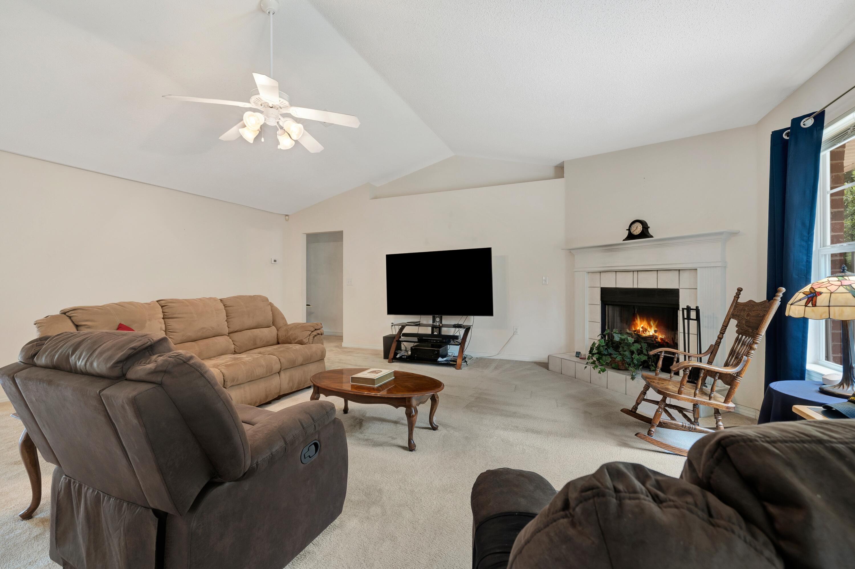 JAIMEES RIDGE - Residential
