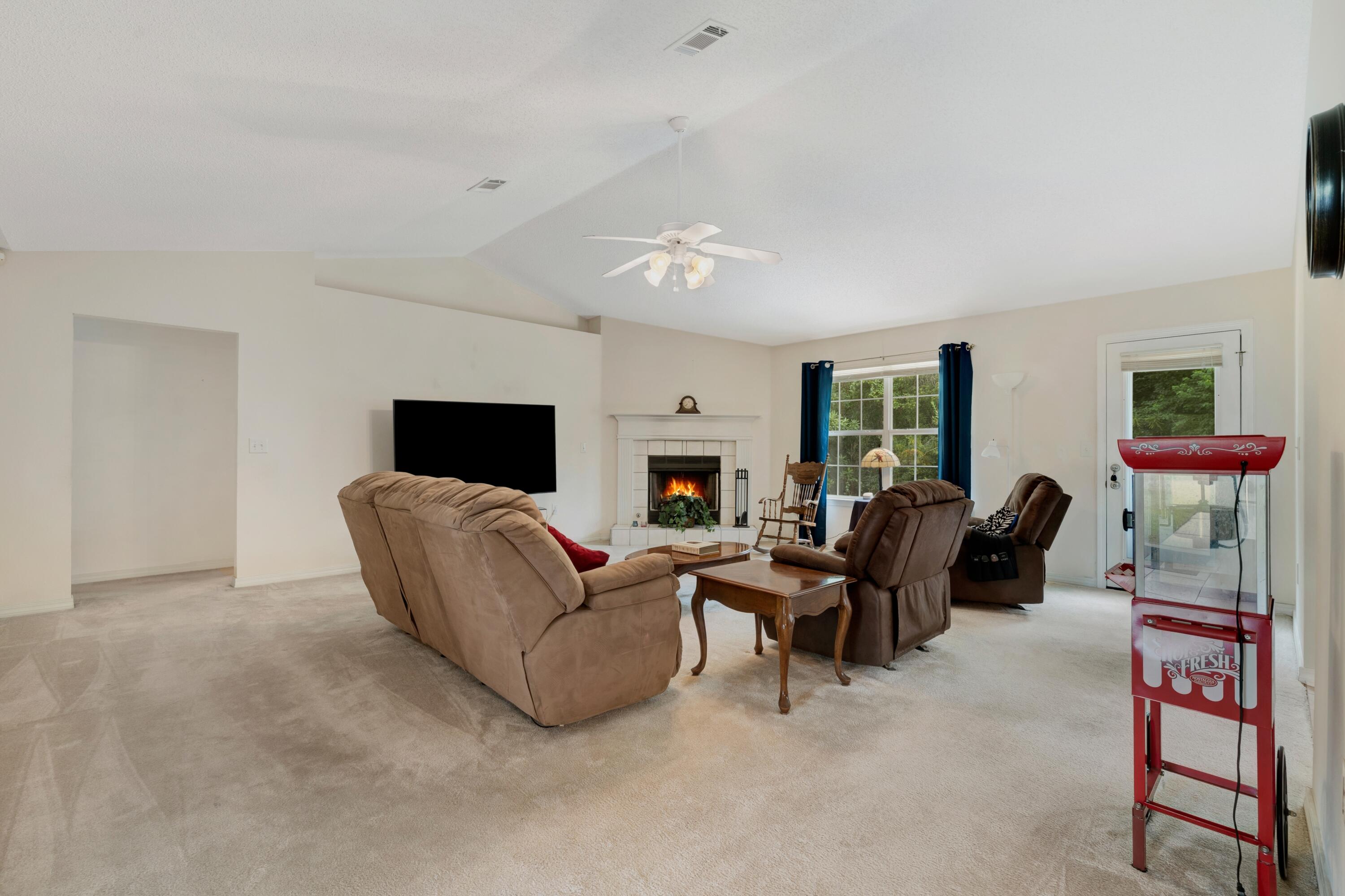 JAIMEES RIDGE - Residential