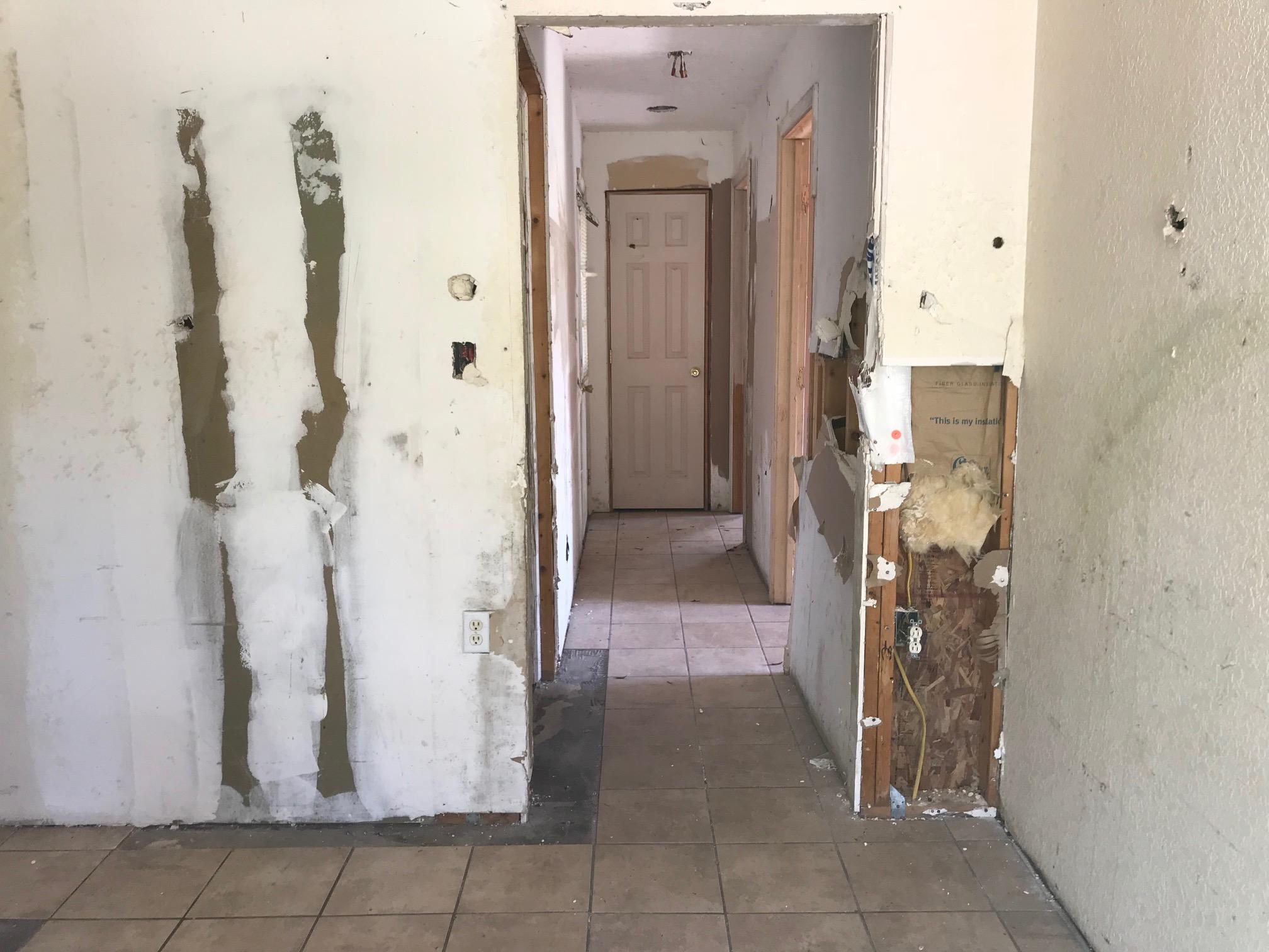 IMPERIAL LAKES - Residential