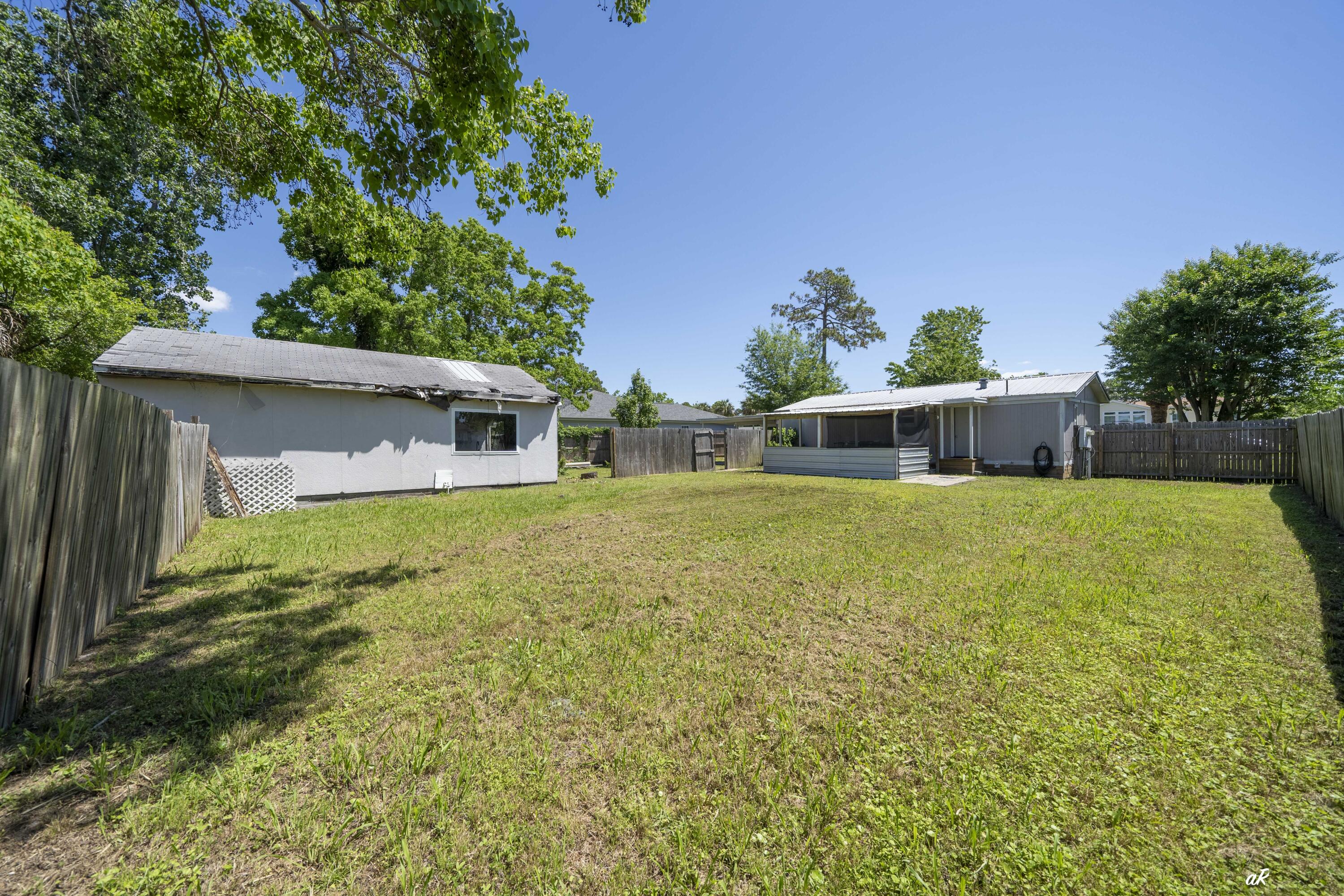 North Lagoon Oaks 7th Add - Residential
