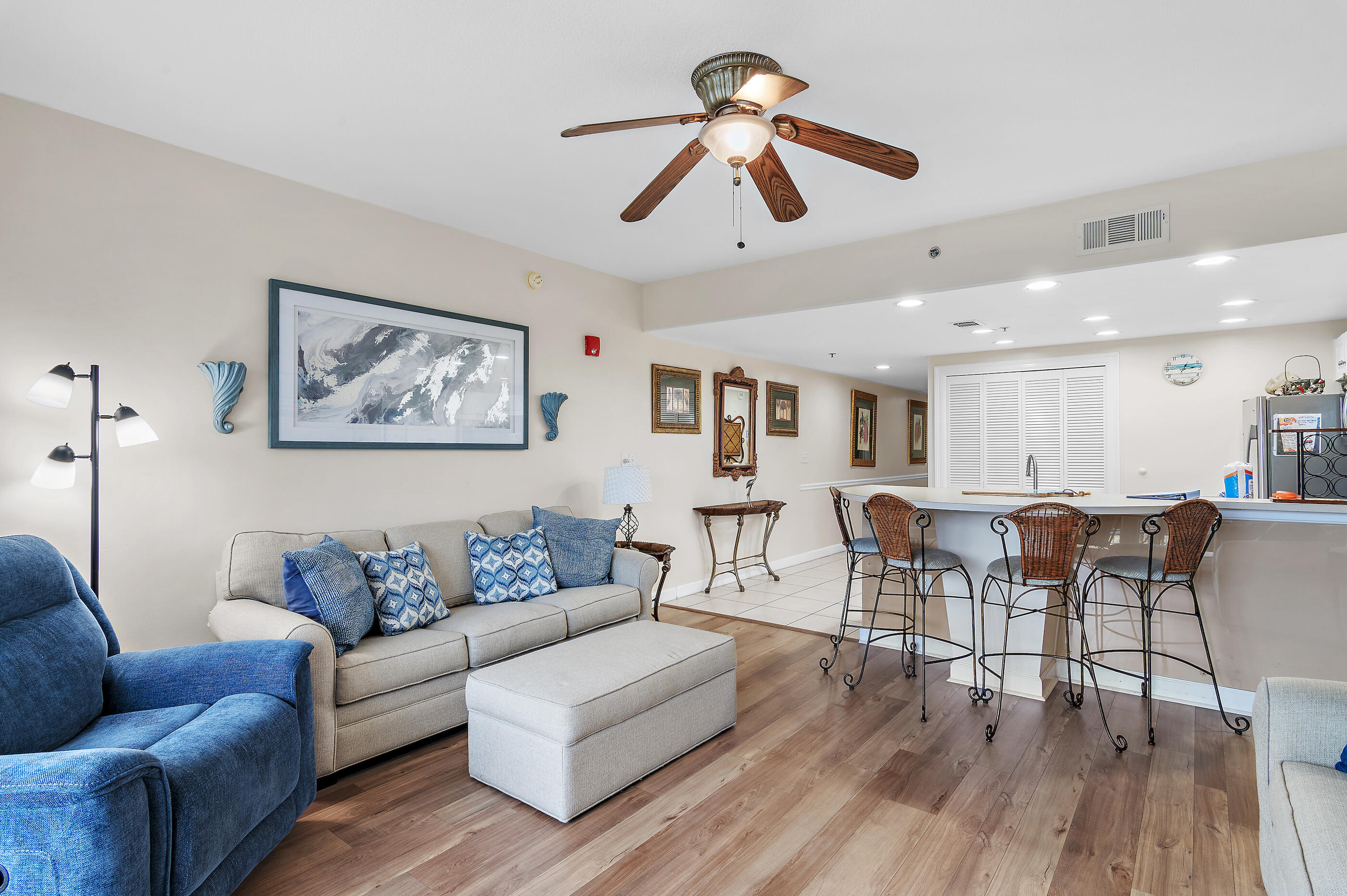 STERLING SHORES - Residential
