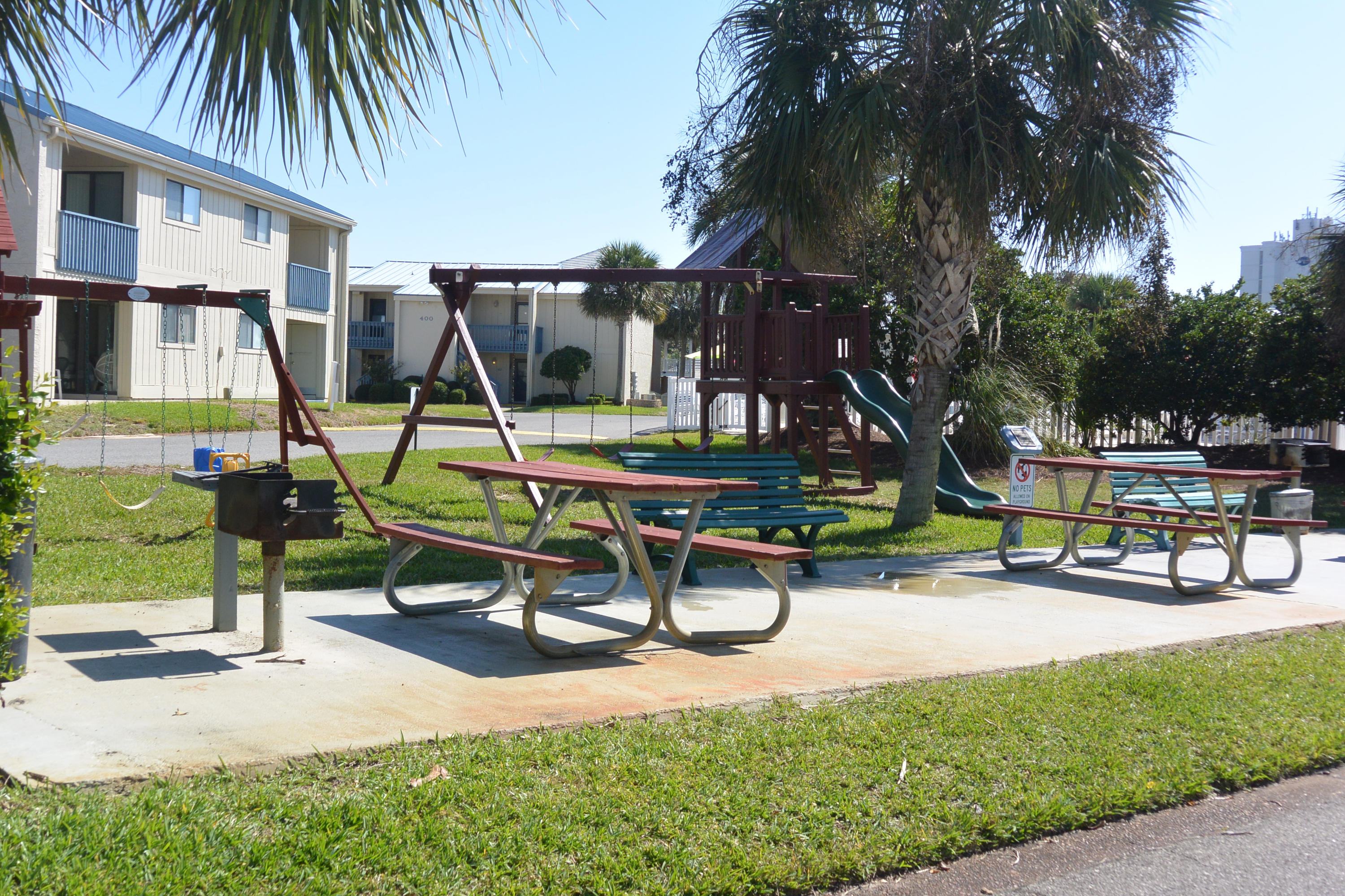 CHATEAU LA MER CONDO 2 - Residential