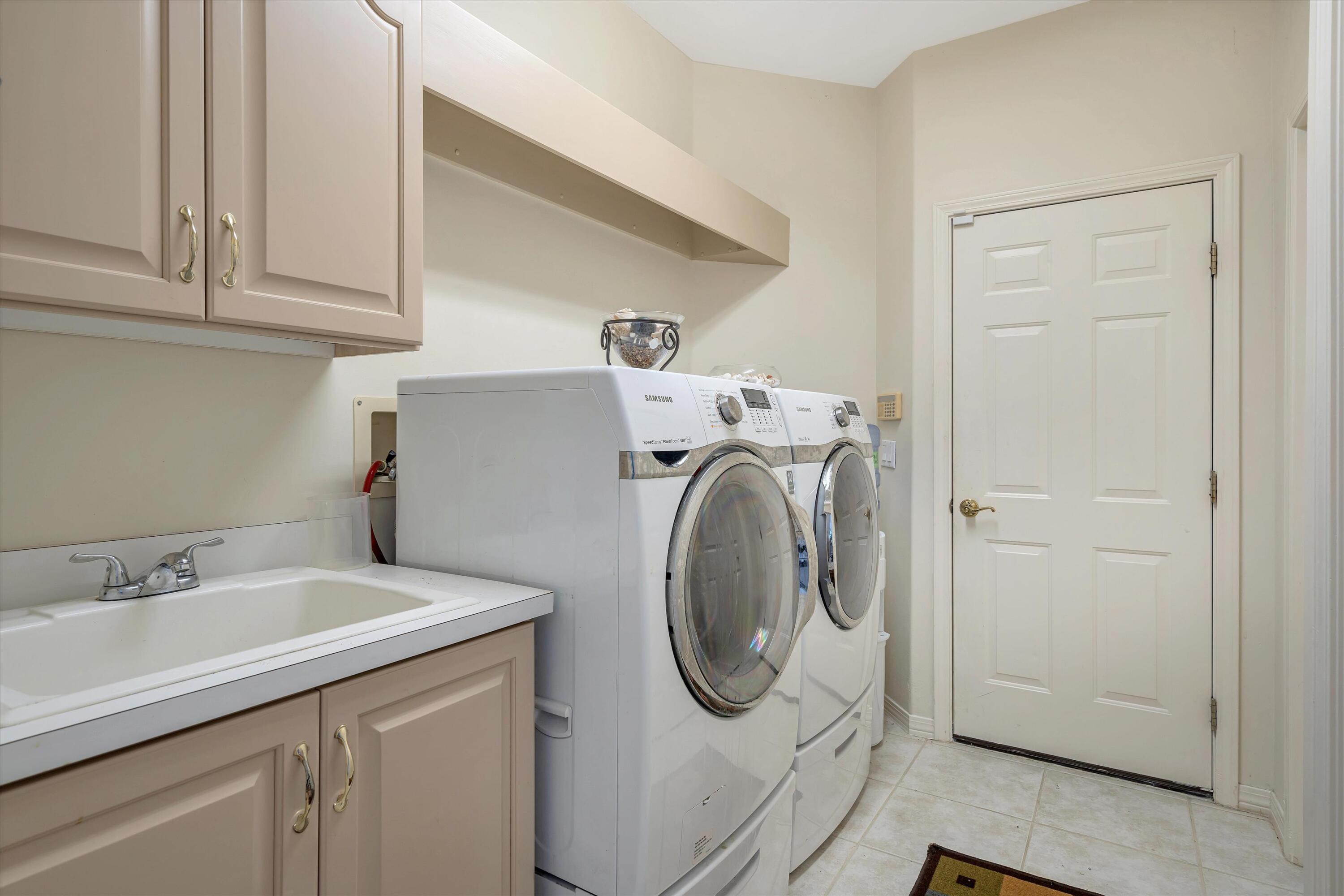 EMERALD BAY PH 1A - Residential