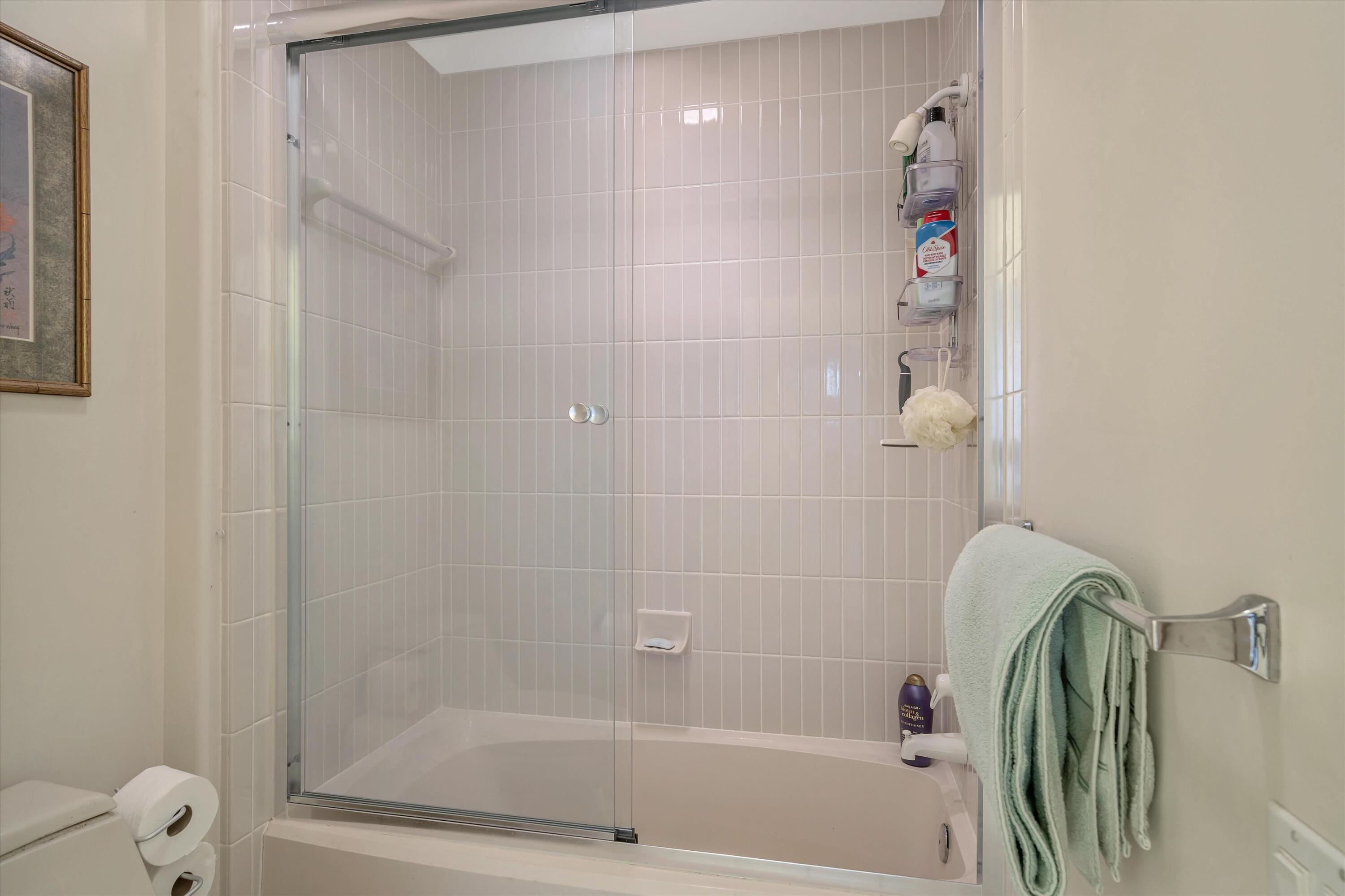 EMERALD BAY PH 1A - Residential