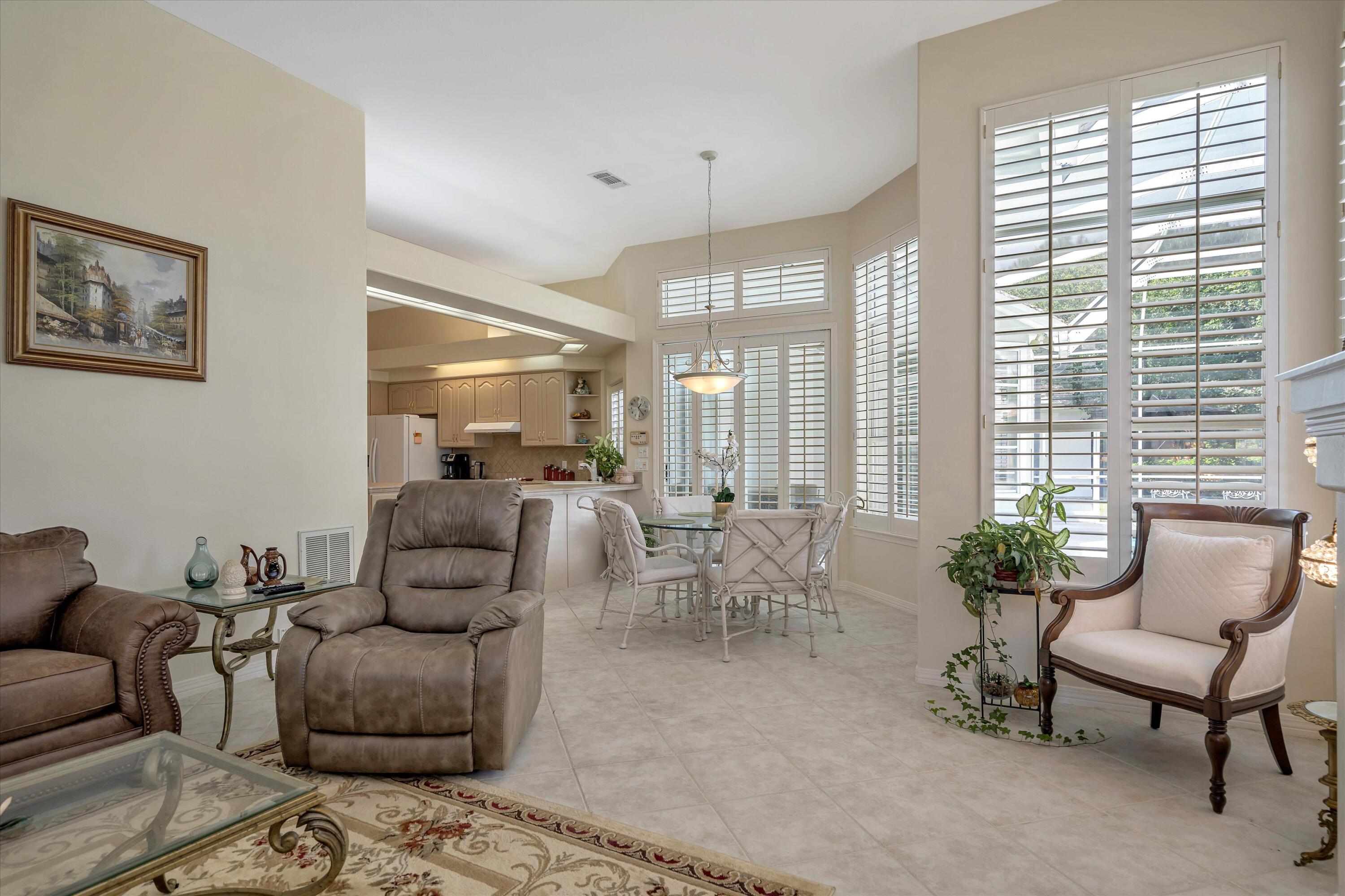 EMERALD BAY PH 1A - Residential