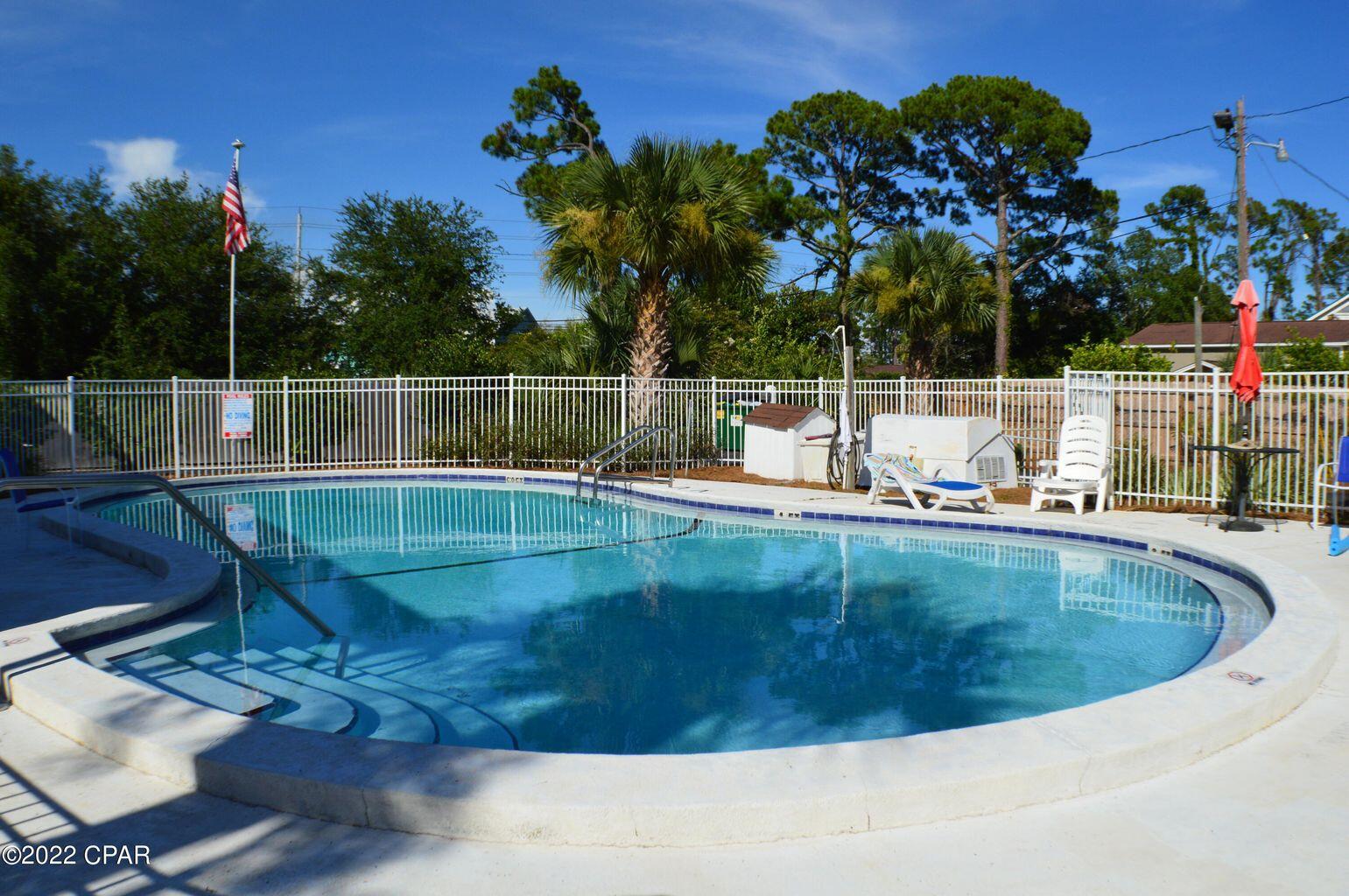 DOCKSIDE NORTH CONDO - Residential