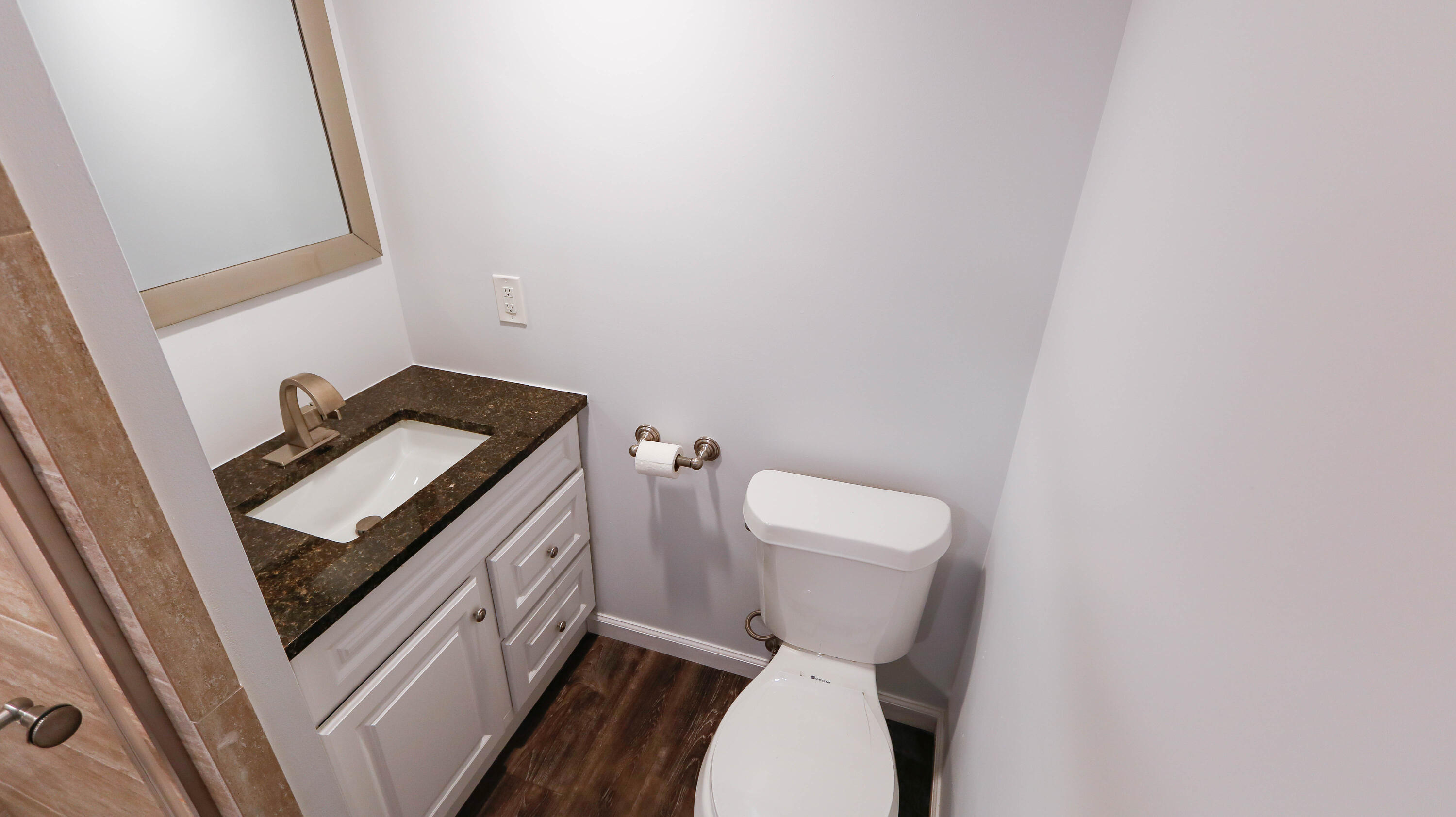 DOCKSIDE NORTH CONDO - Residential