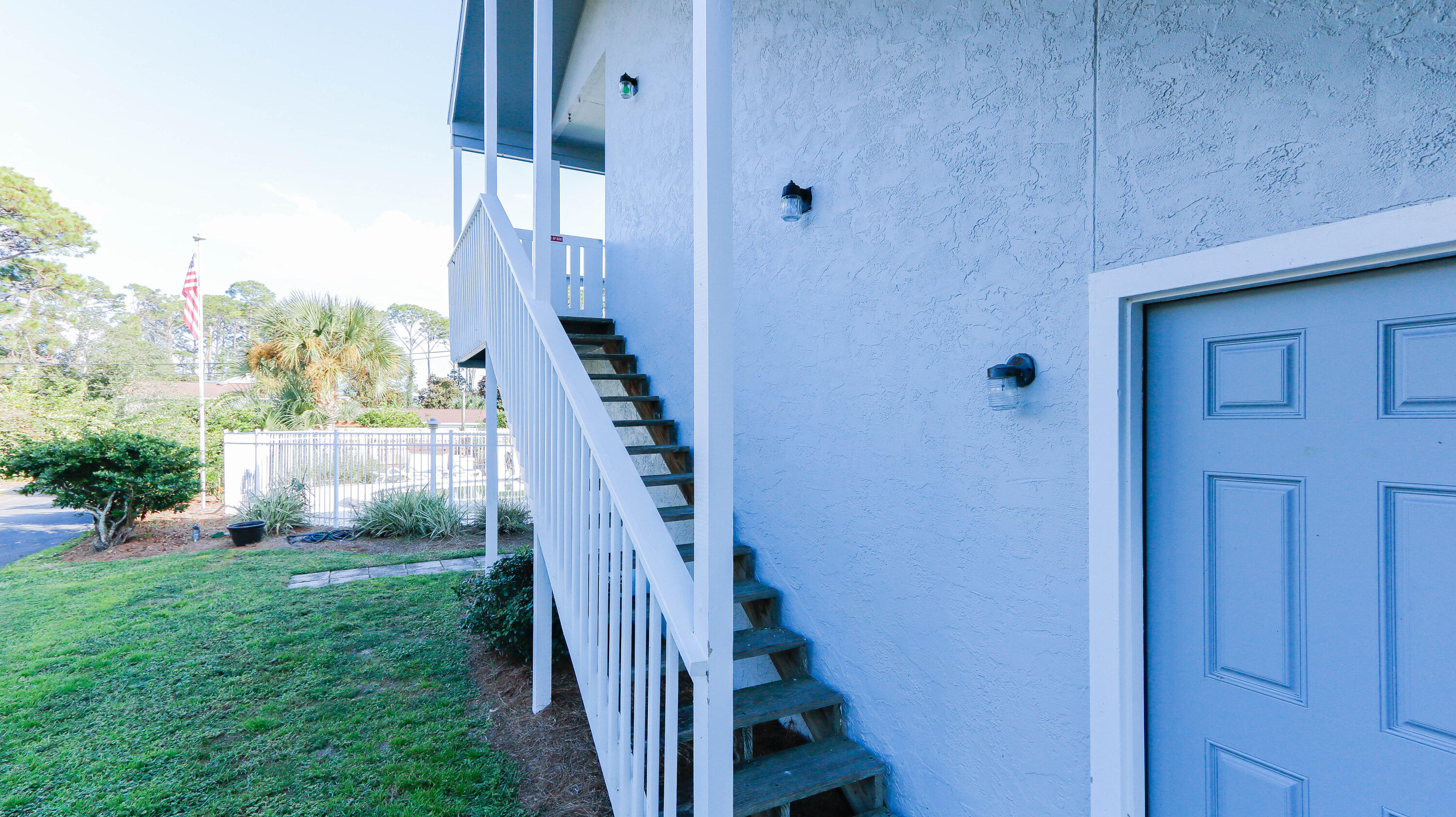 DOCKSIDE NORTH CONDO - Residential