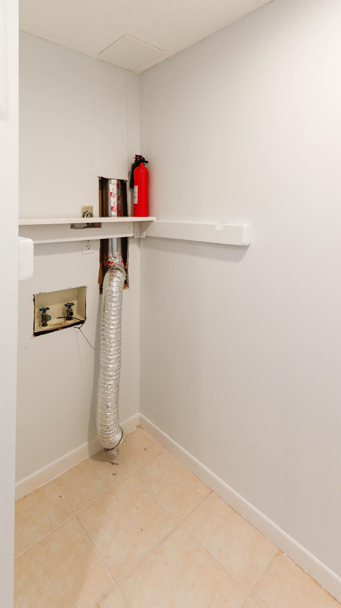 DOCKSIDE NORTH CONDO - Residential