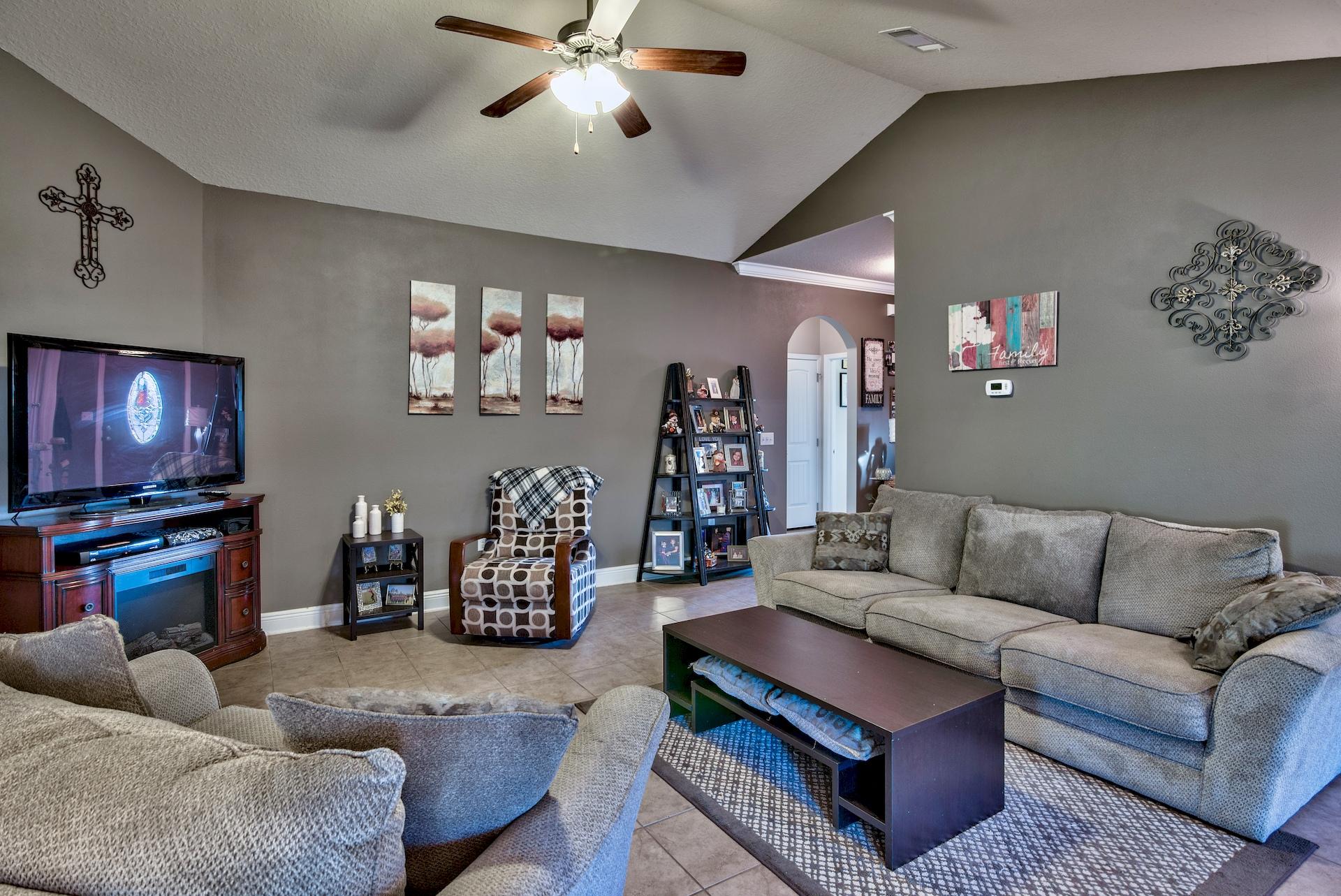 DRIFTWOOD ESTATES - Residential