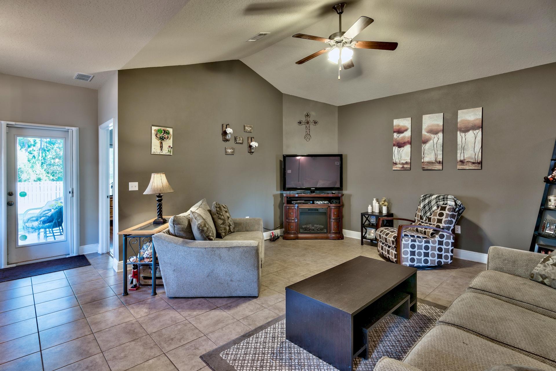 DRIFTWOOD ESTATES - Residential