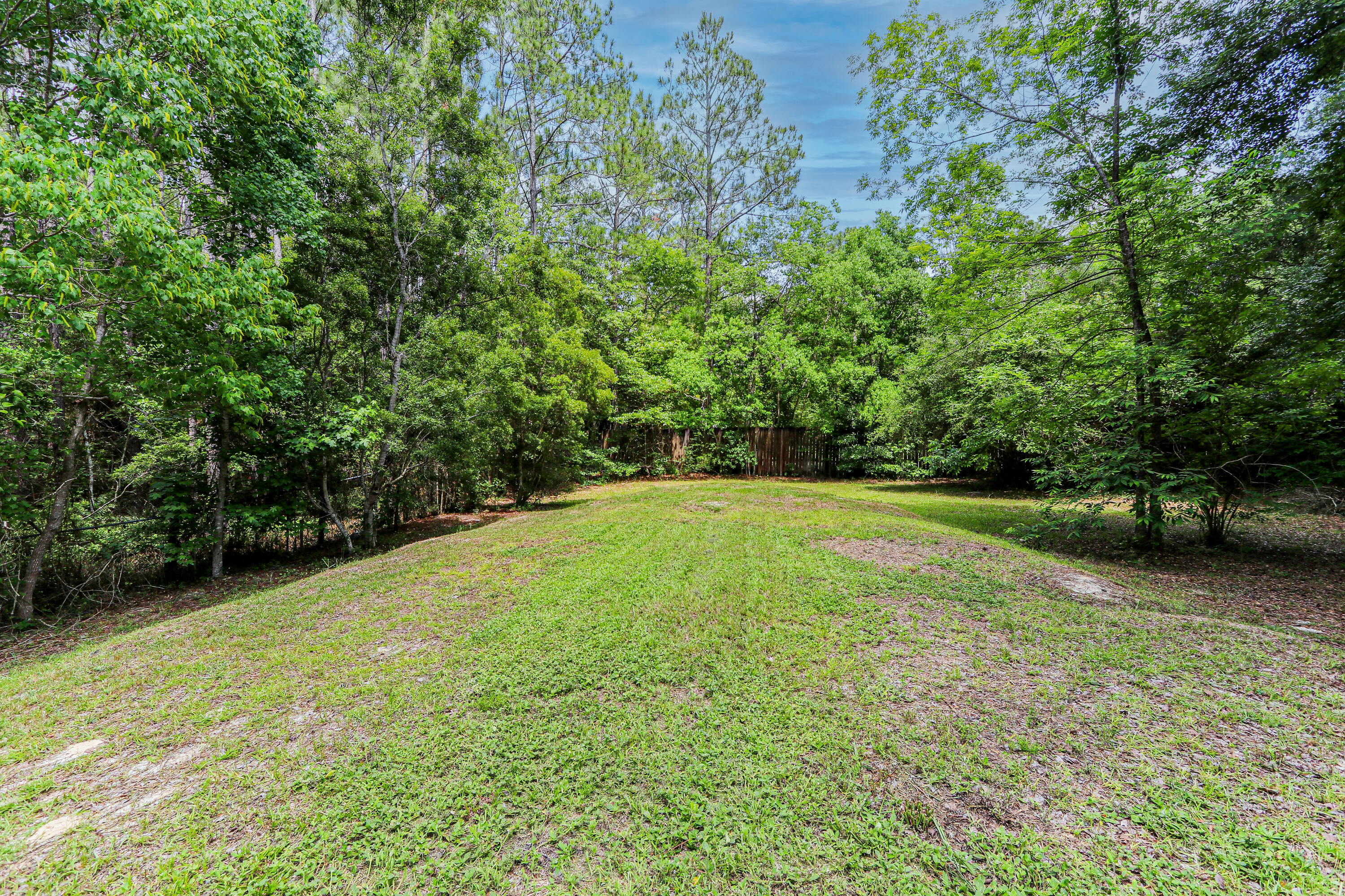 CREEKSIDE - Residential
