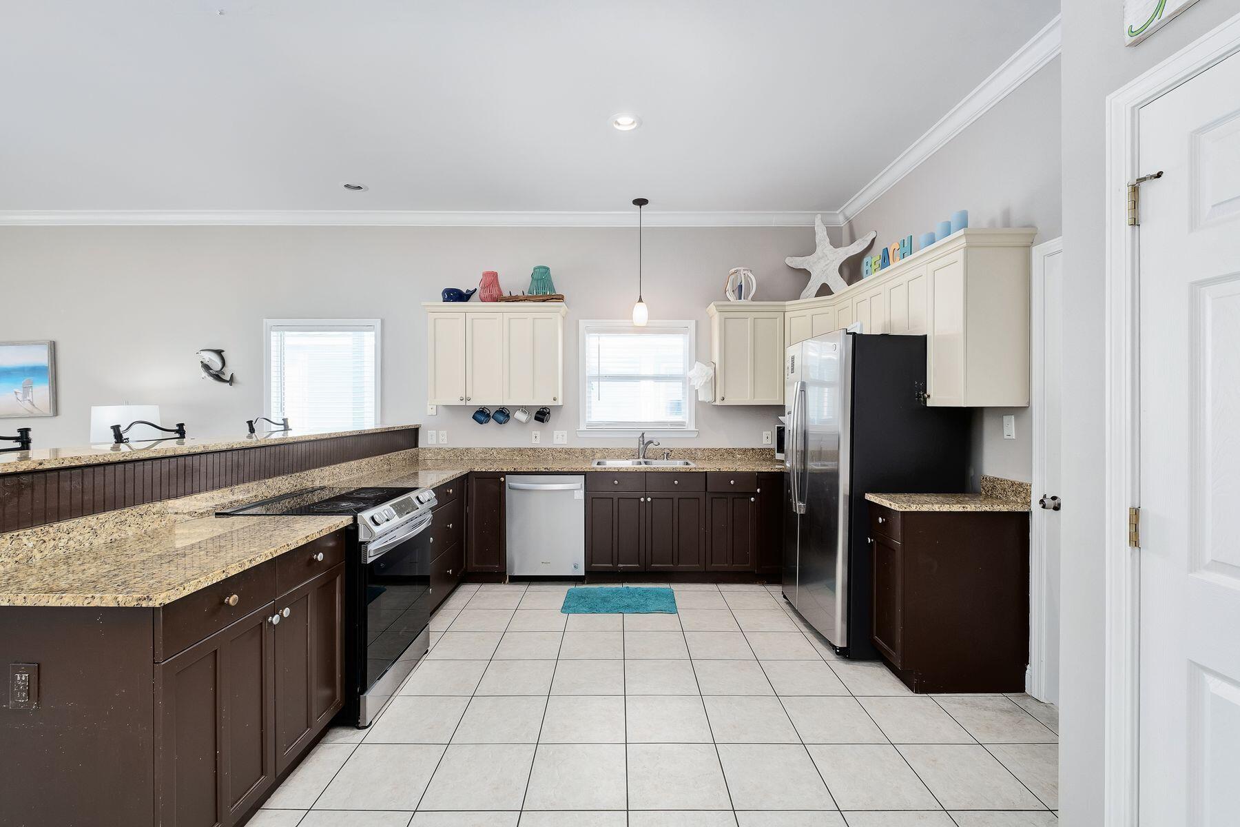 VILLAGE OF SUGAR BEACH - Residential