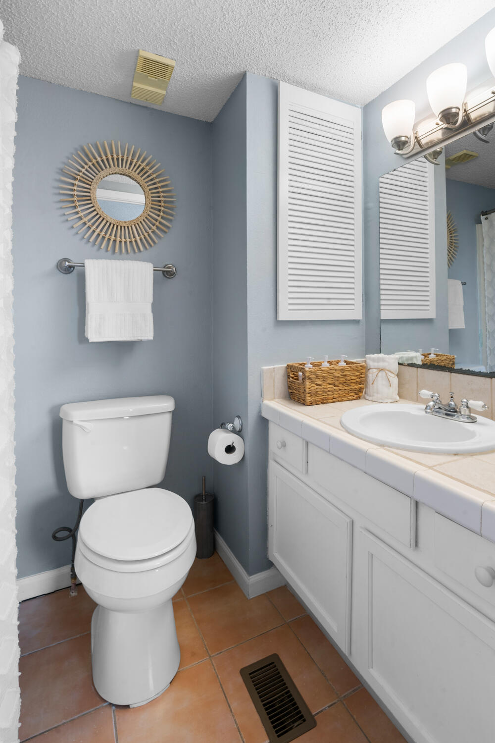 COMMODORES LANDING - Residential