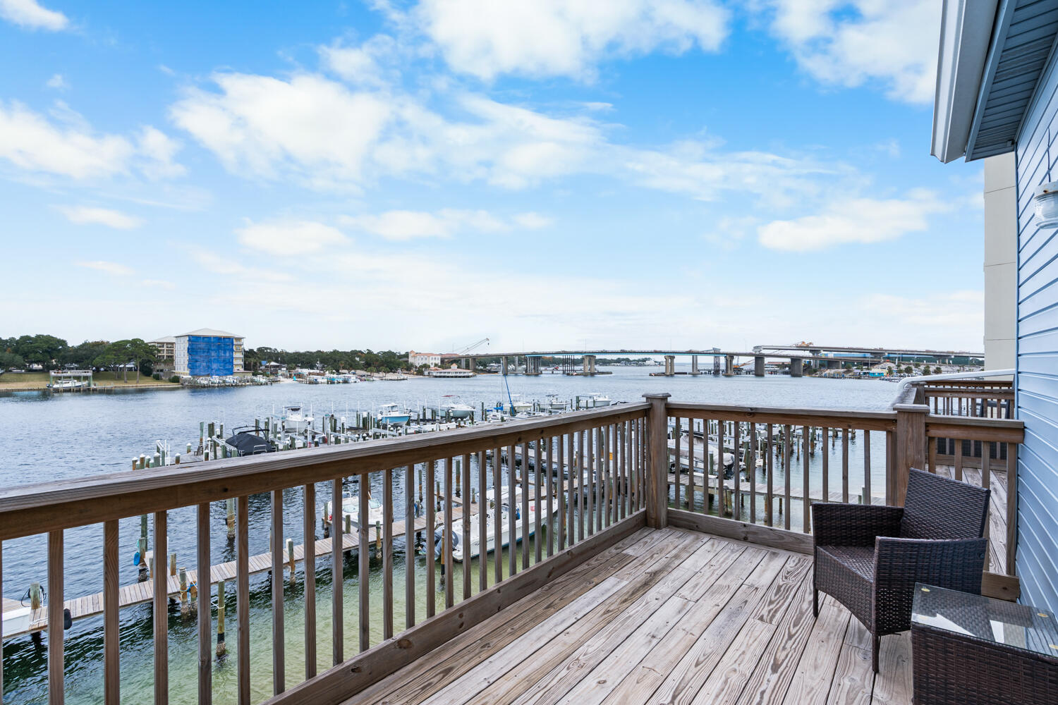 COMMODORES LANDING - Residential