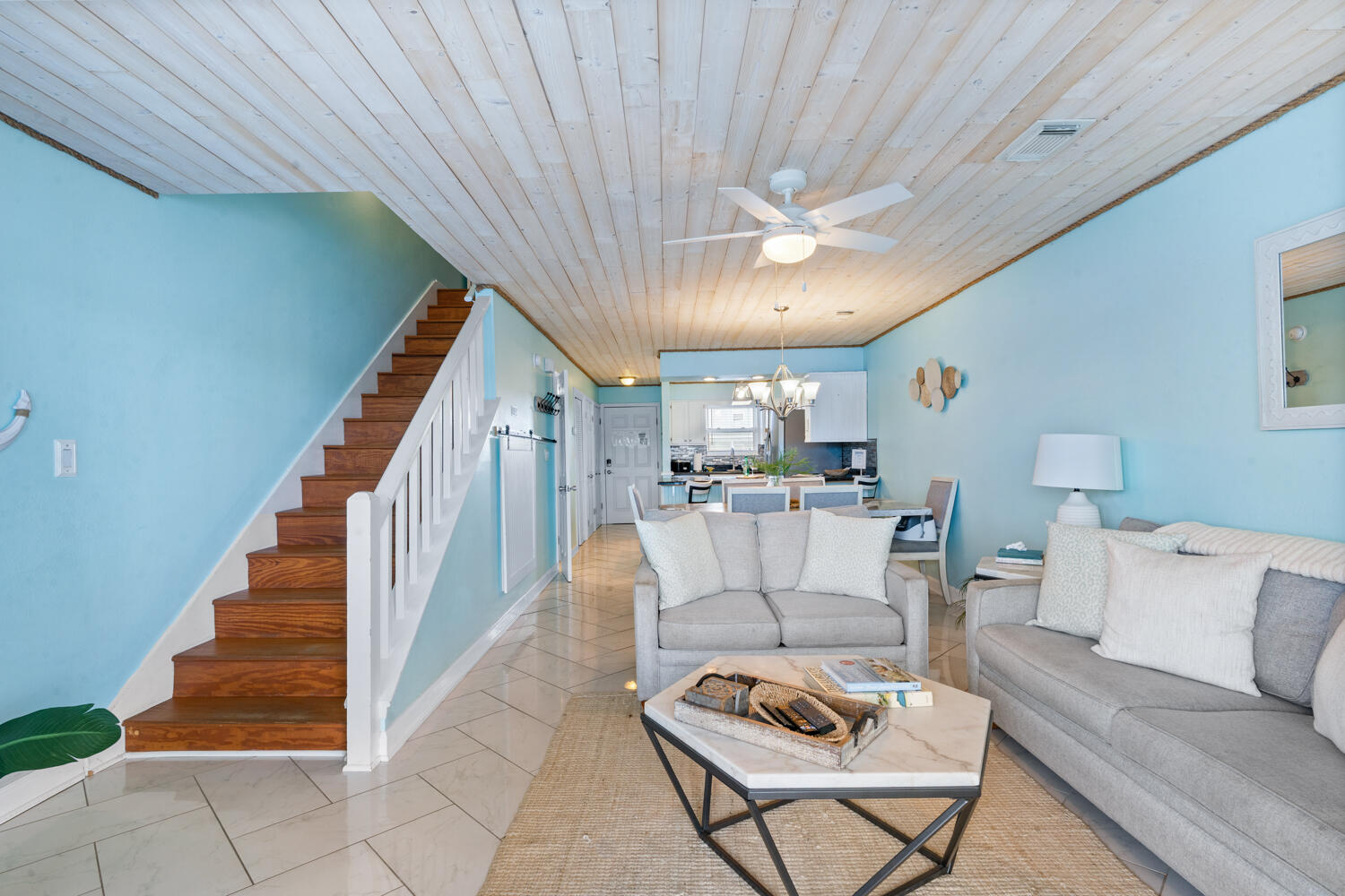 COMMODORES LANDING - Residential