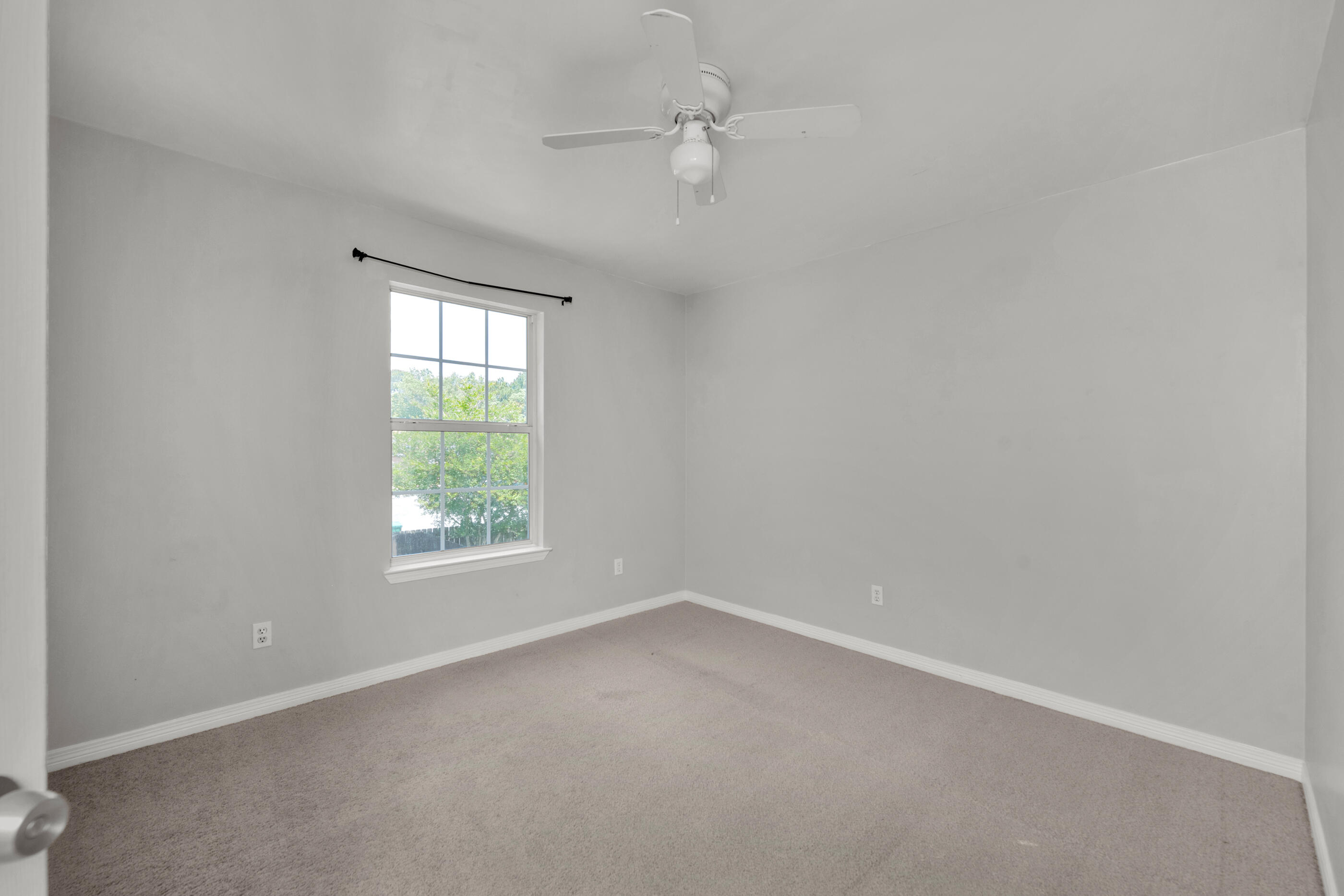 EMERALD ESTATES - Residential