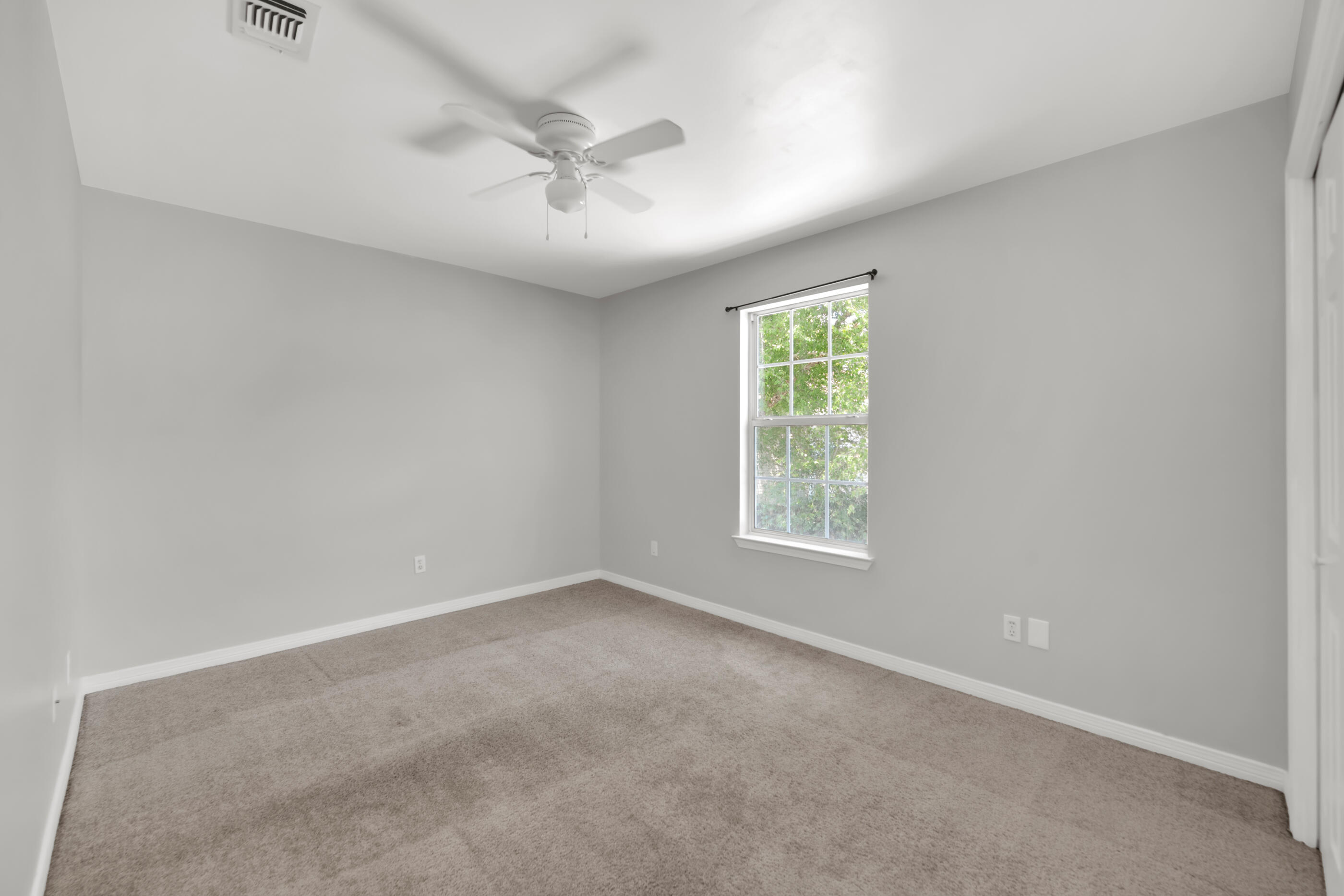 EMERALD ESTATES - Residential