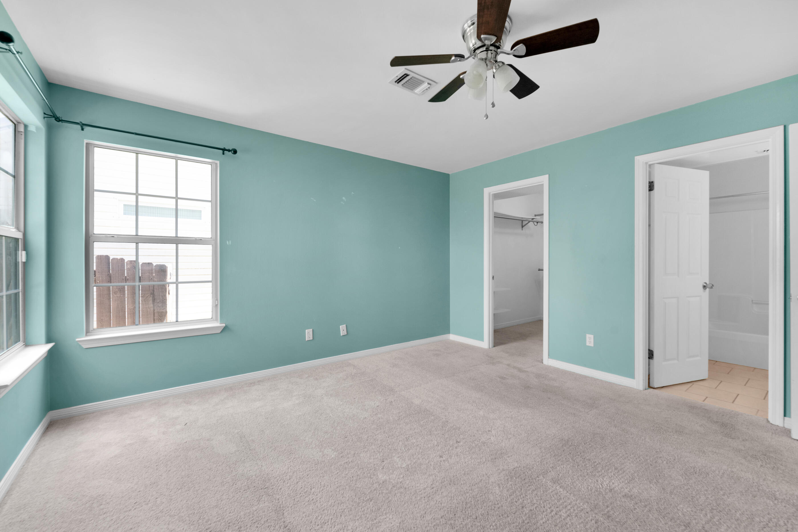 EMERALD ESTATES - Residential