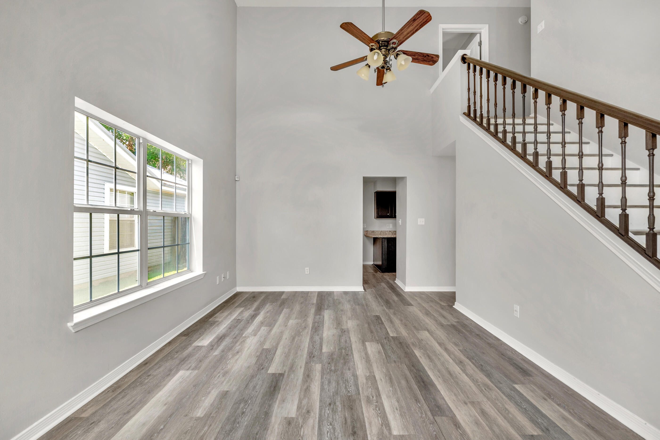 EMERALD ESTATES - Residential