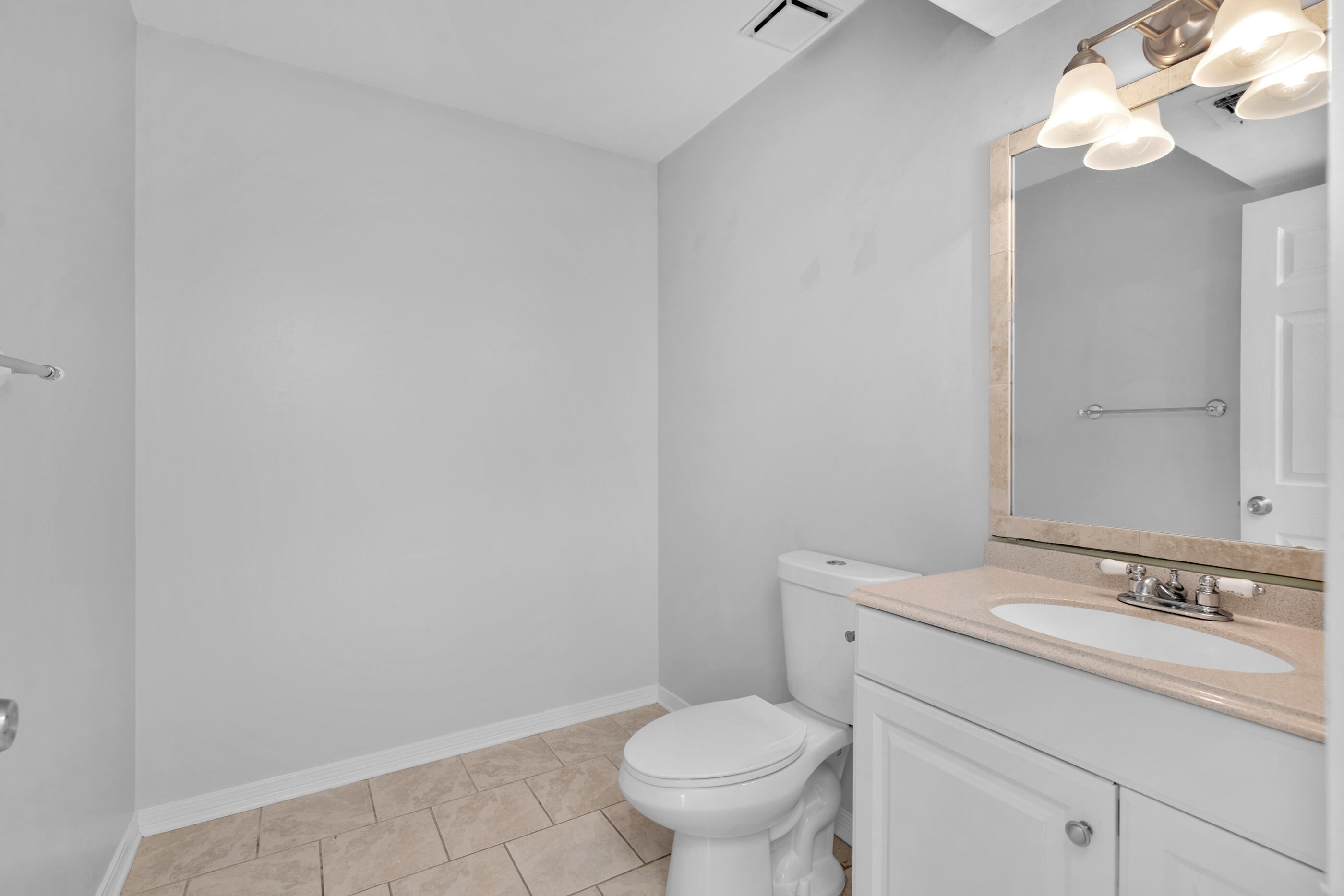 EMERALD ESTATES - Residential