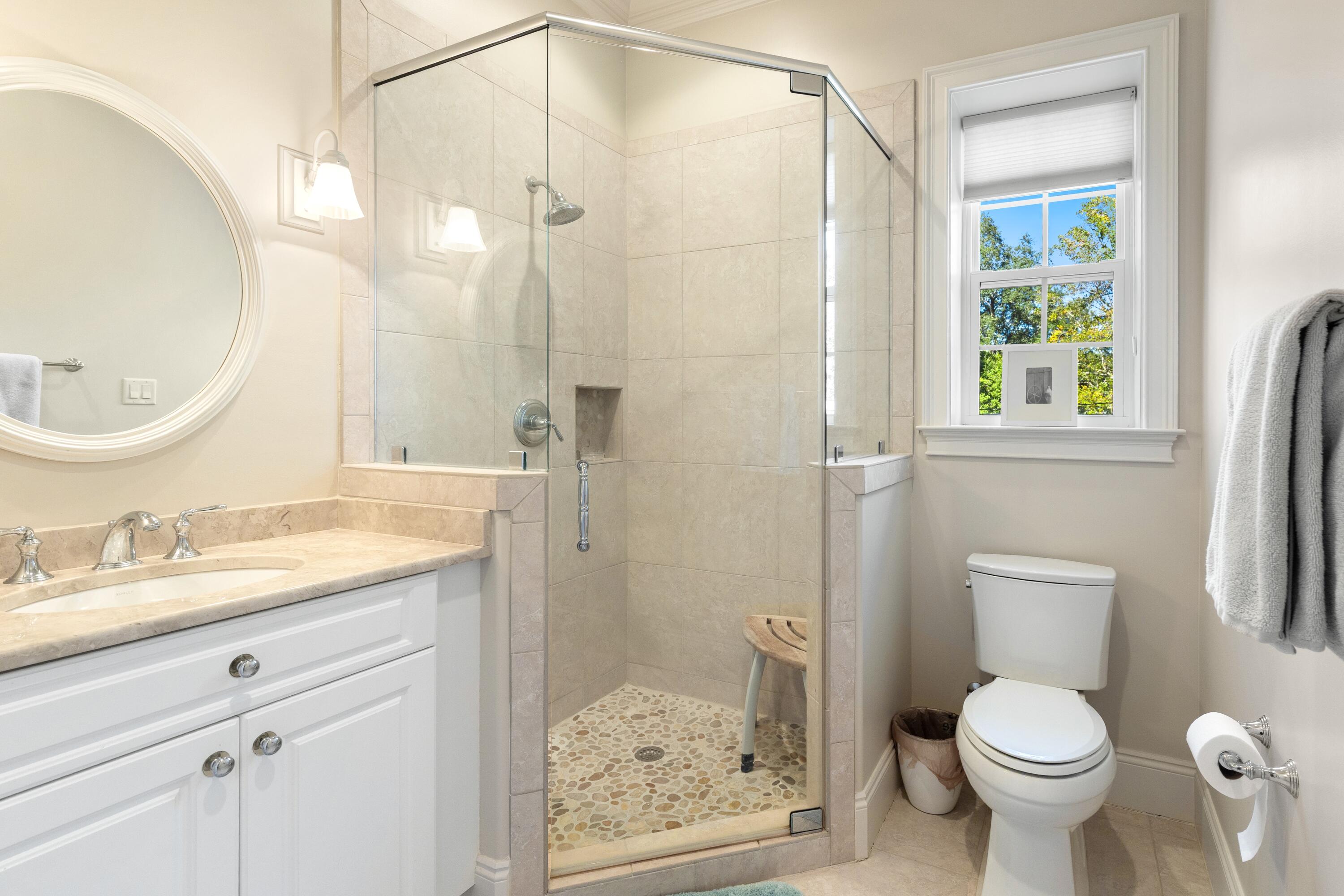 LAKE LORRAINE ESTATES - Residential