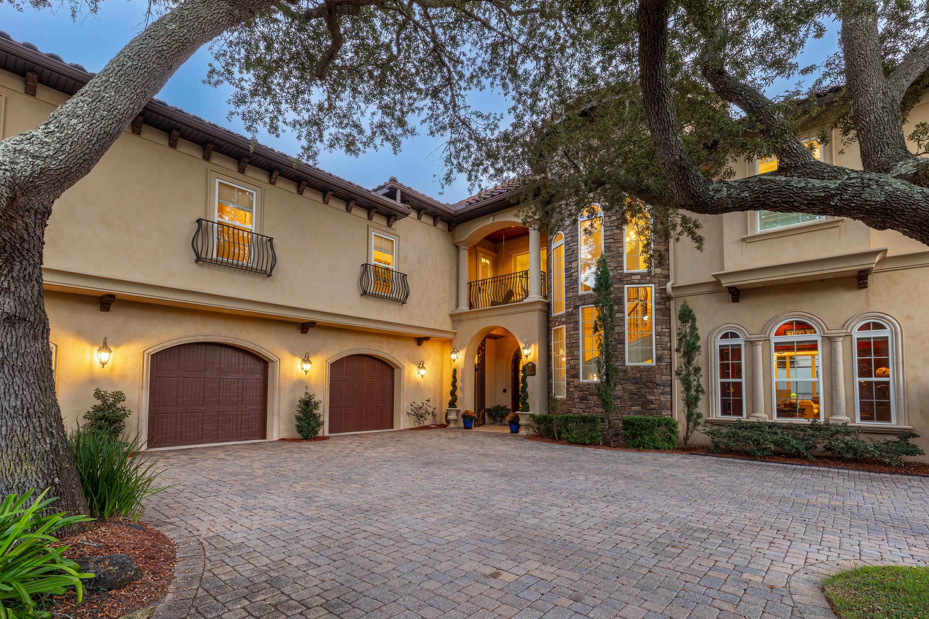 LAKE LORRAINE ESTATES - Residential