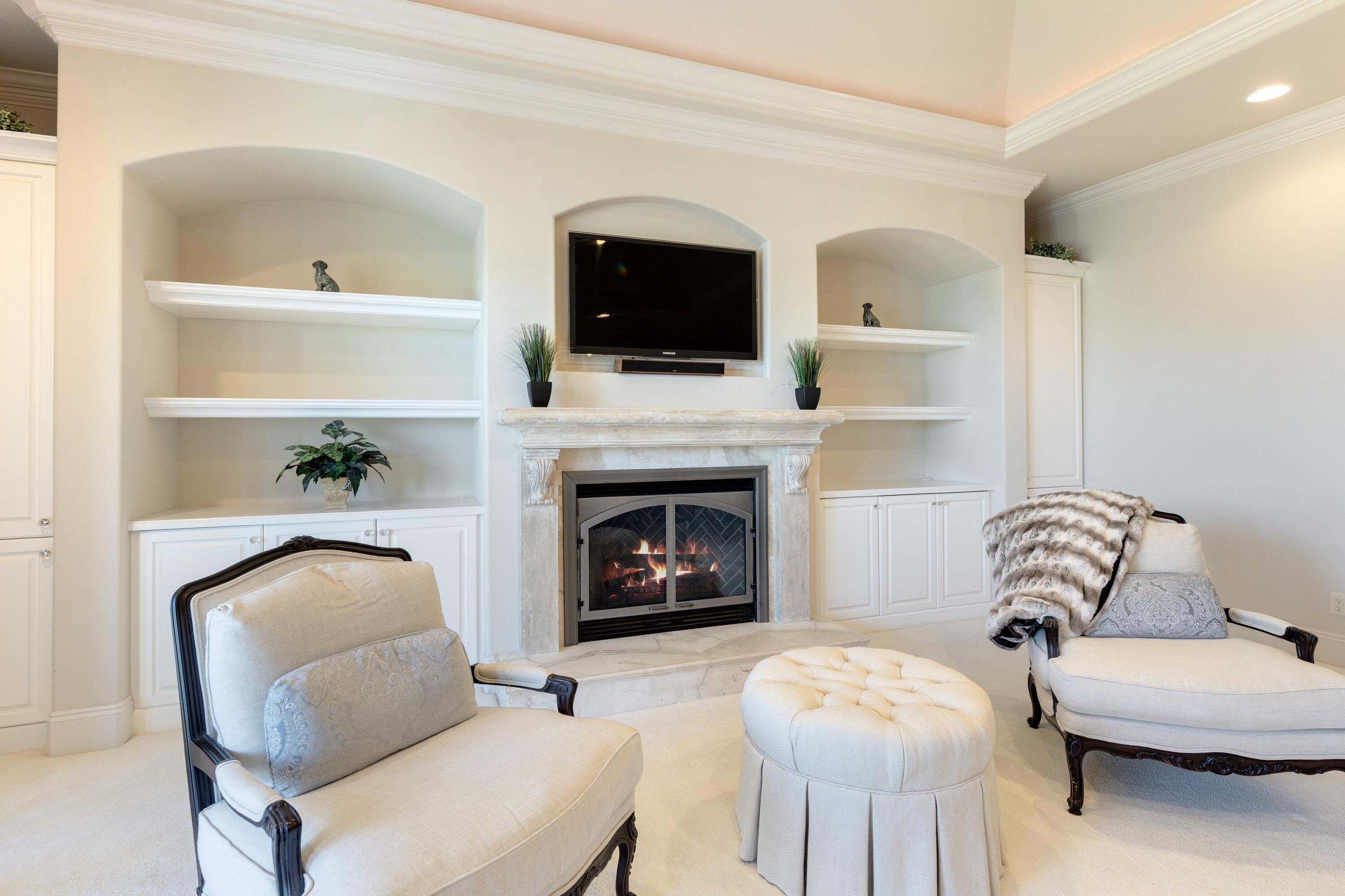 LAKE LORRAINE ESTATES - Residential