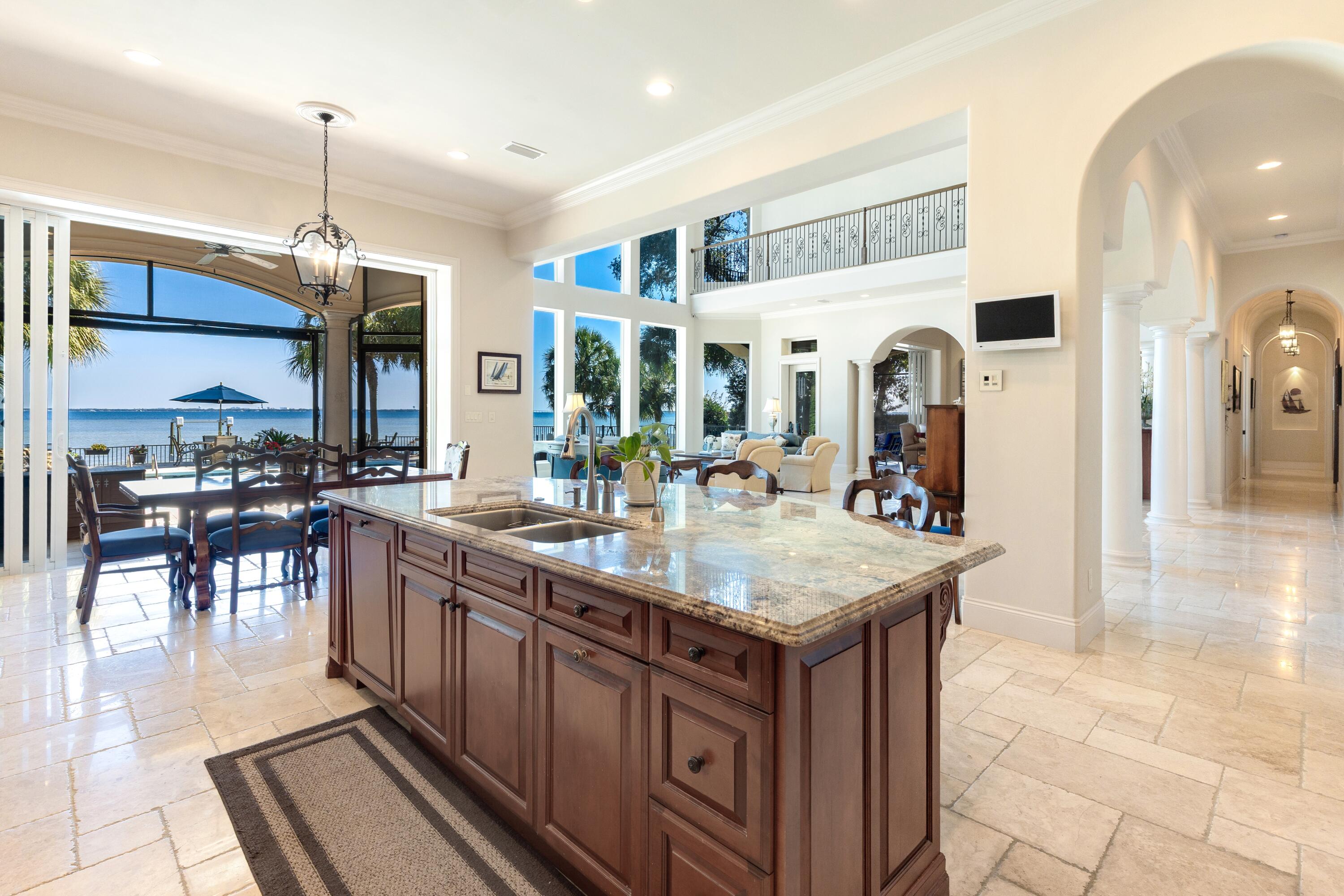 LAKE LORRAINE ESTATES - Residential