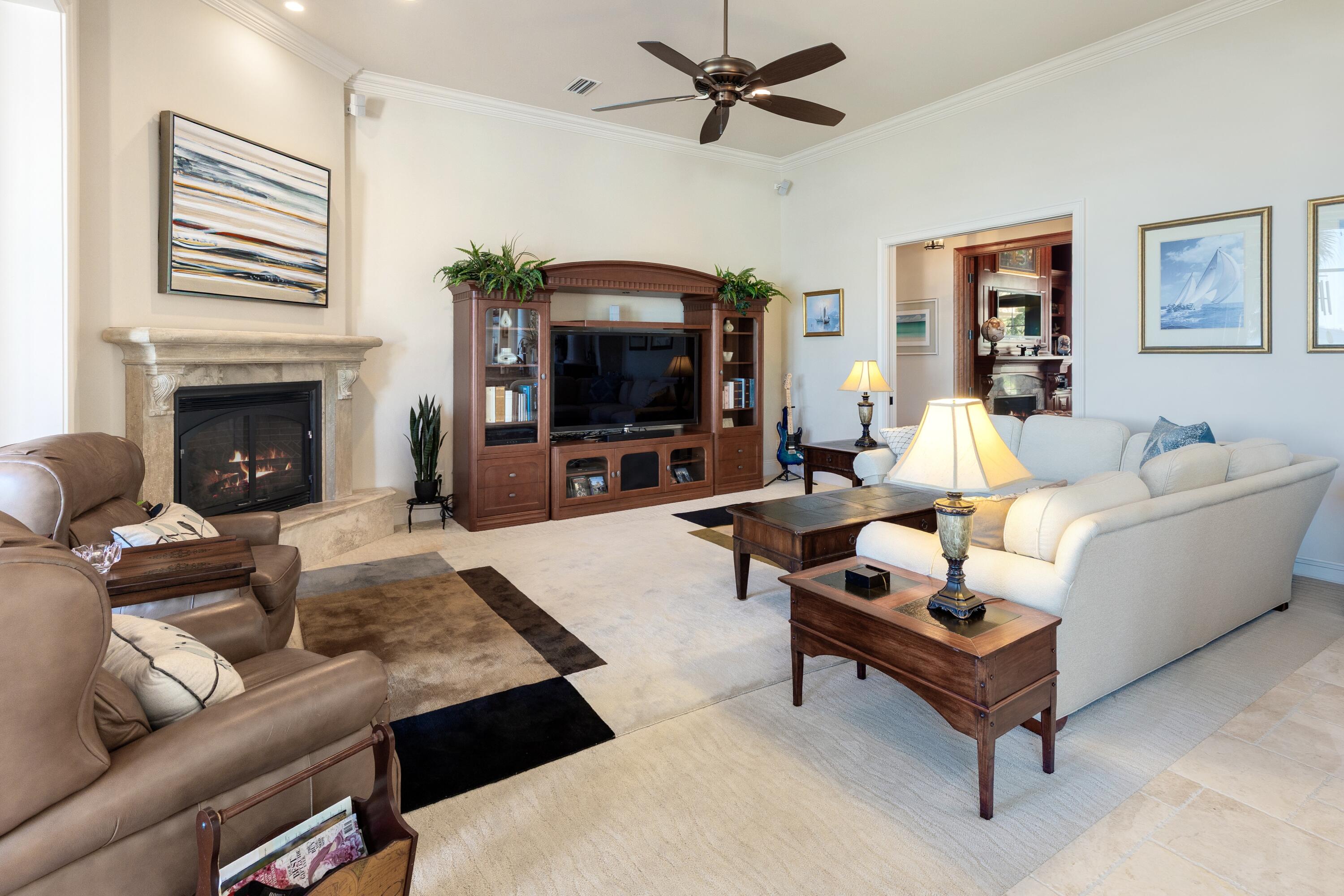 LAKE LORRAINE ESTATES - Residential