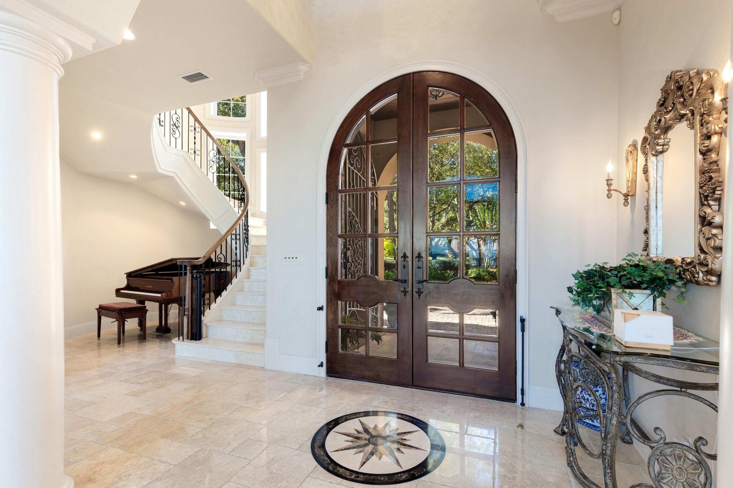 LAKE LORRAINE ESTATES - Residential