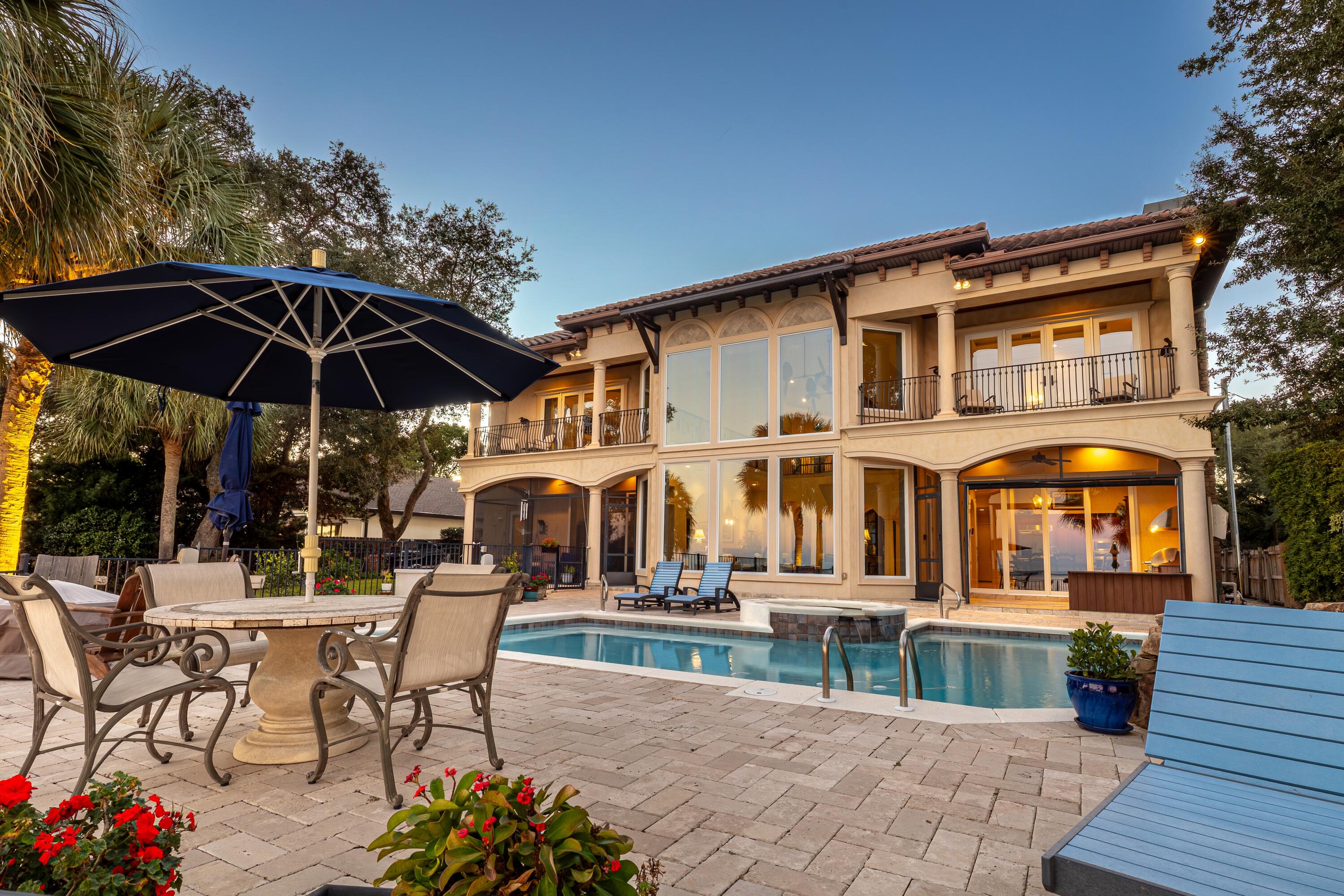 LAKE LORRAINE ESTATES - Residential