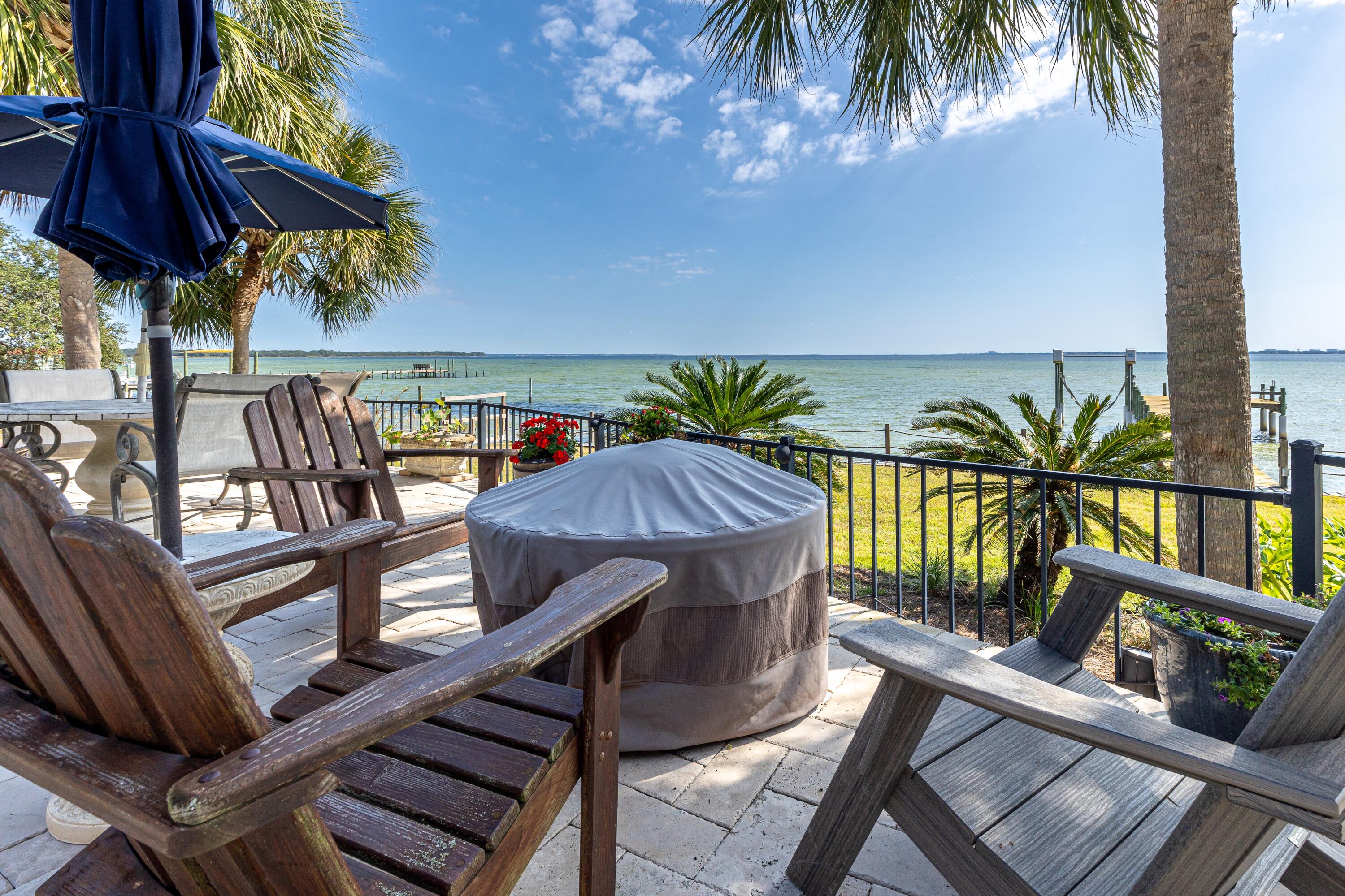 LAKE LORRAINE ESTATES - Residential