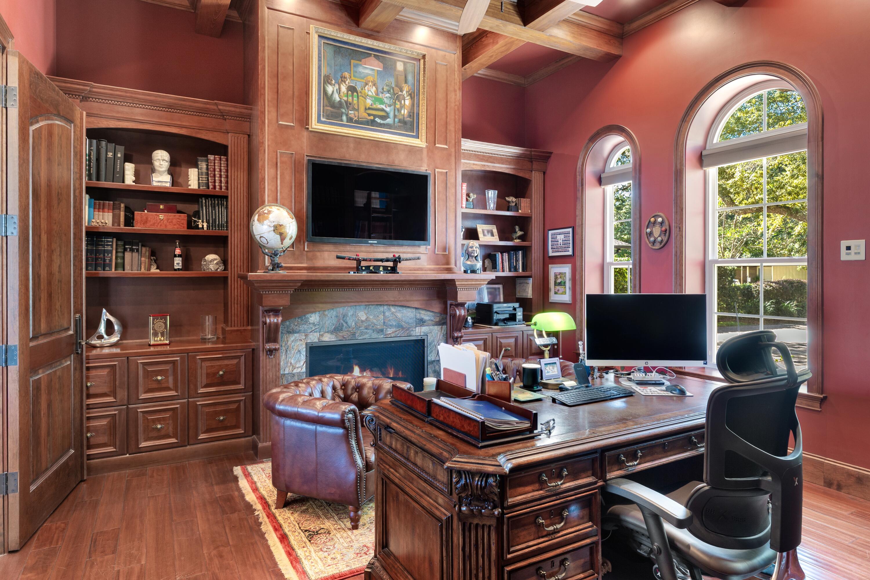 LAKE LORRAINE ESTATES - Residential