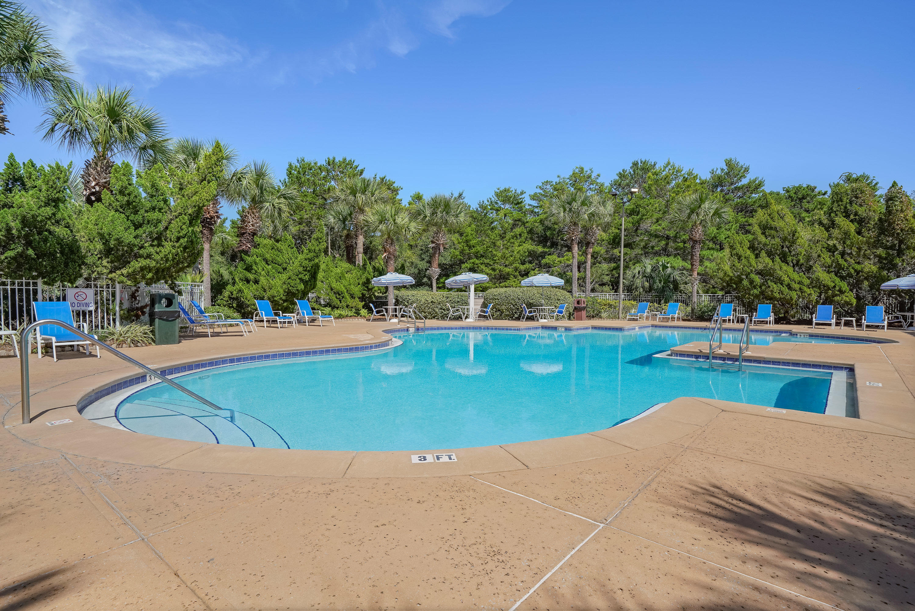 SUMMIT AT TOPS'L (THE) - Residential