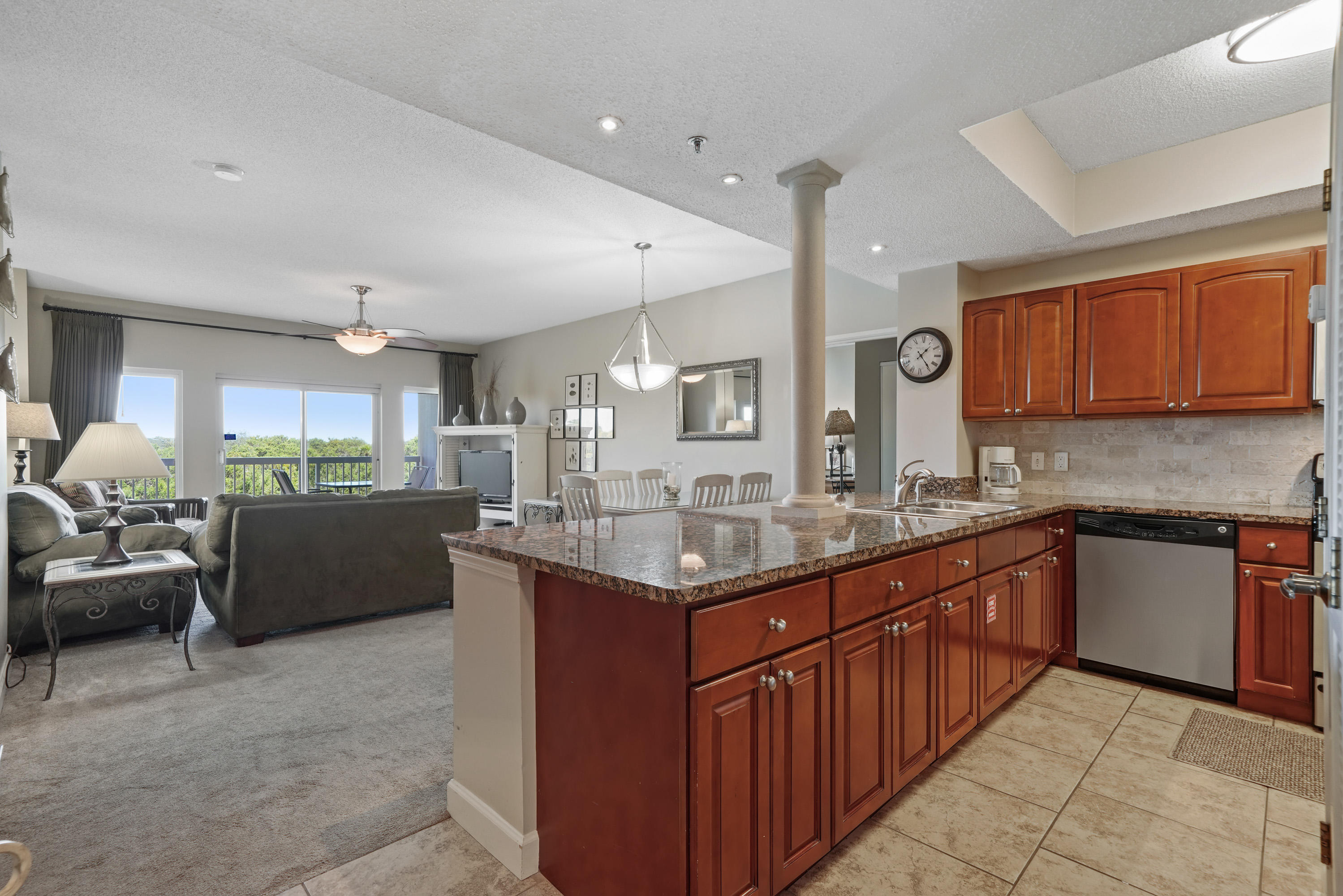 SUMMIT AT TOPS'L (THE) - Residential